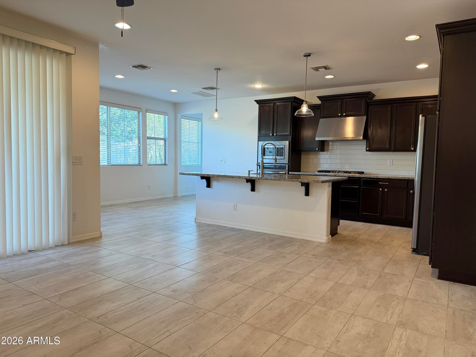 2275 S Agnes Lane, Gilbert, AZ 85295 — photo 8 of 25