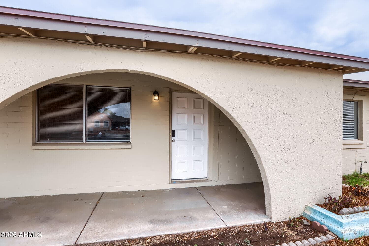 5515 N 72nd Avenue, Glendale, AZ 85303 — photo 2 of 29
