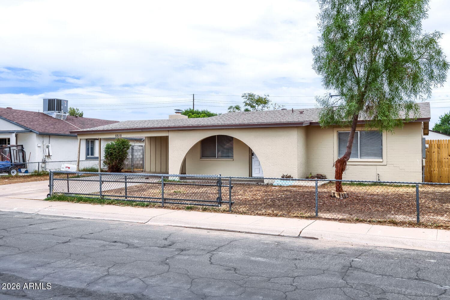 5515 N 72nd Avenue, Glendale, AZ 85303 — photo 5 of 29