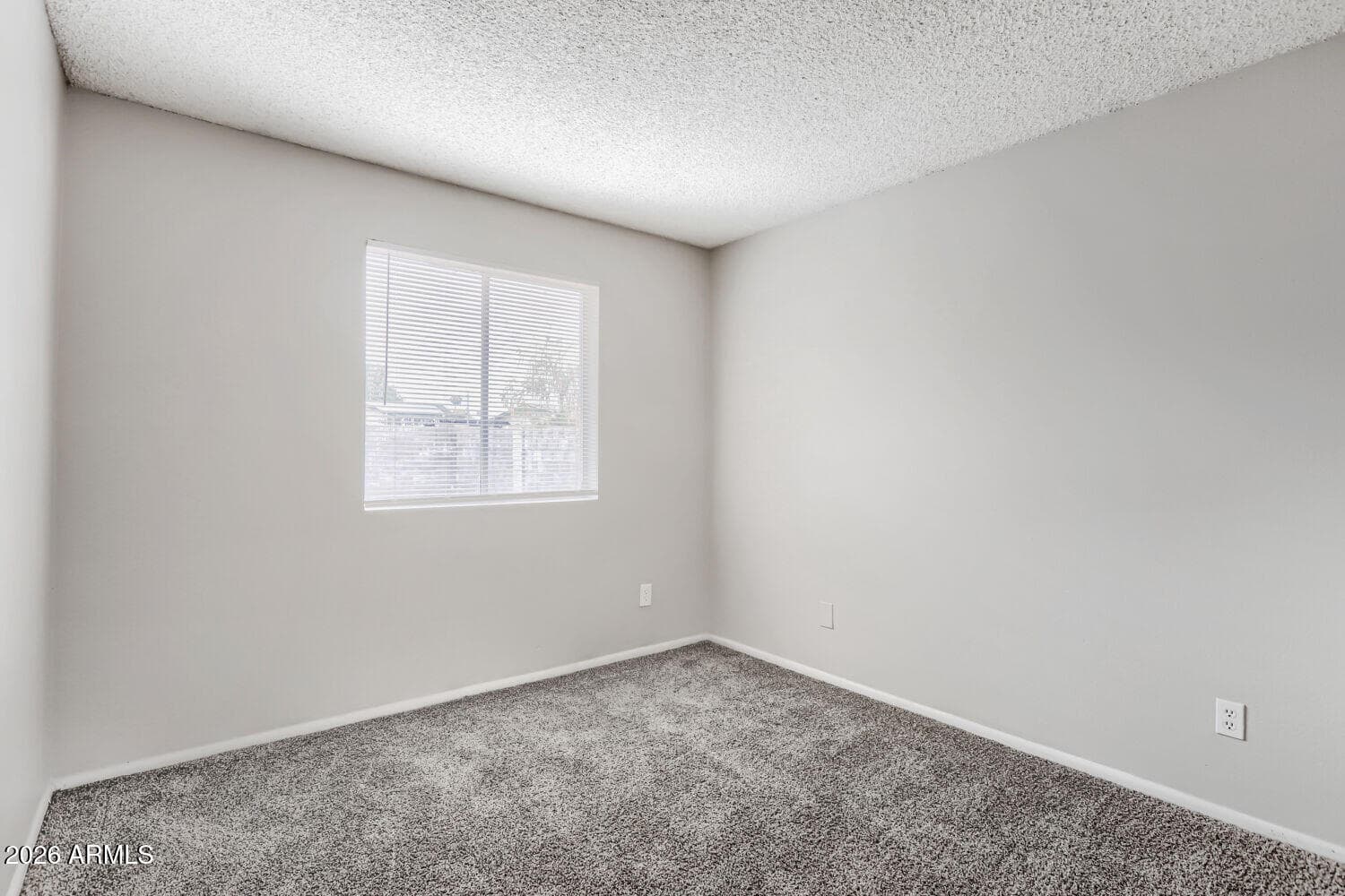 5515 N 72nd Avenue, Glendale, AZ 85303 — photo 17 of 29
