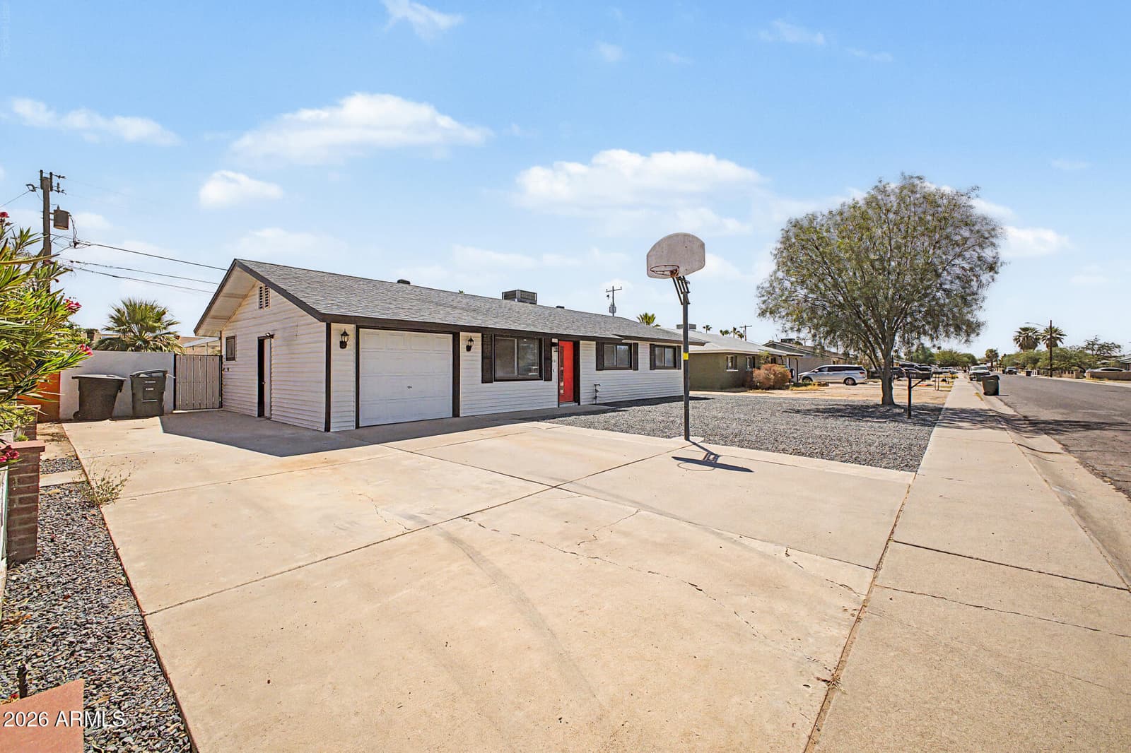 731 E Manor Drive, Casa Grande, AZ 85122 — photo 2 of 35