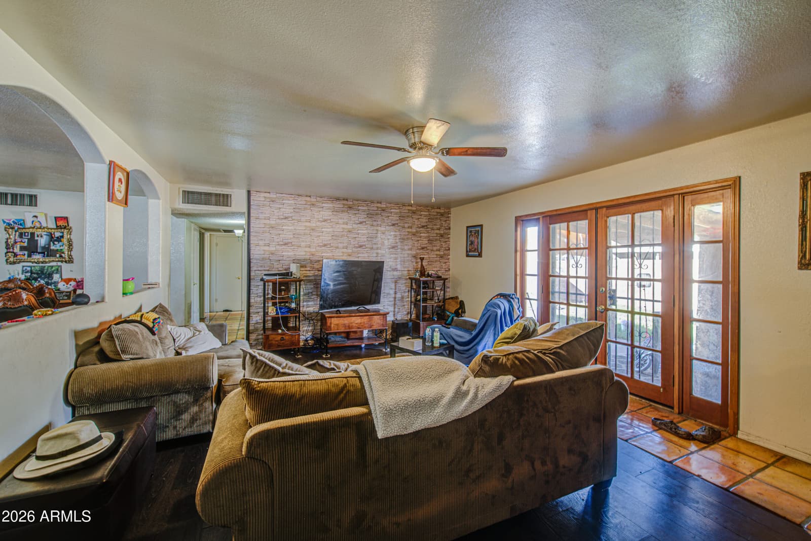 5014 W Catalina Drive, Phoenix, AZ 85031 — photo 13 of 36