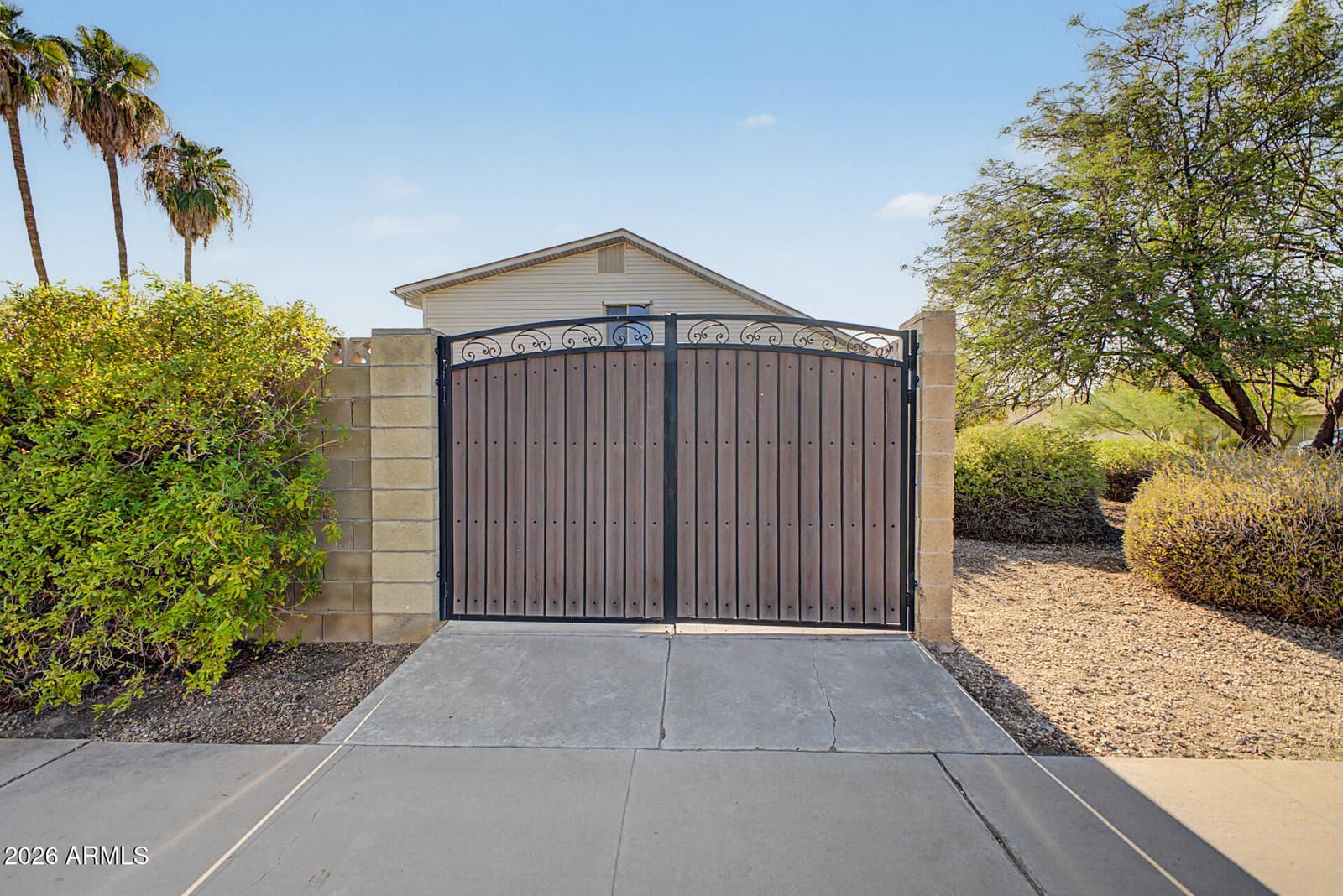 843 W Nido Avenue, Mesa, AZ 85210 — photo 43 of 53
