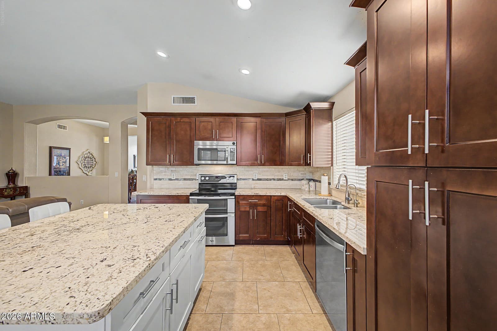 521 E Kent Avenue, Chandler, AZ 85225 — photo 14 of 30