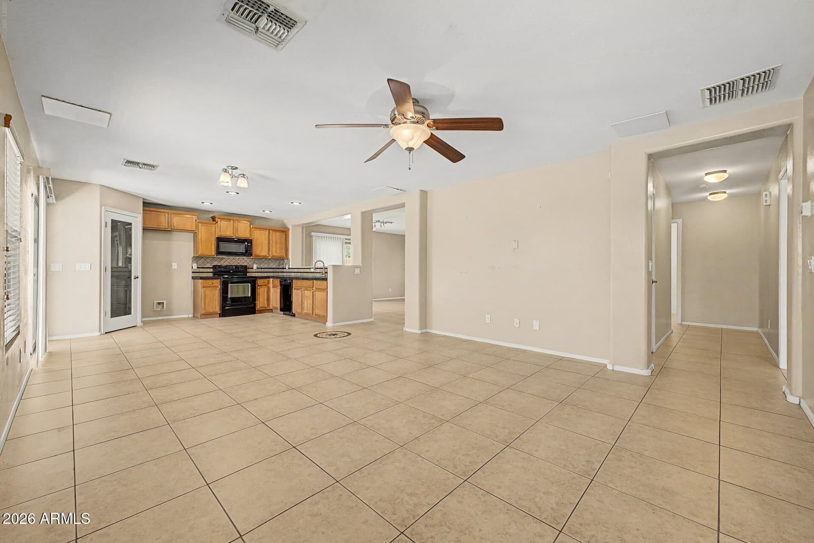 22631 W Ashleigh Marie Drive, Buckeye, AZ 85326 — photo 15 of 58