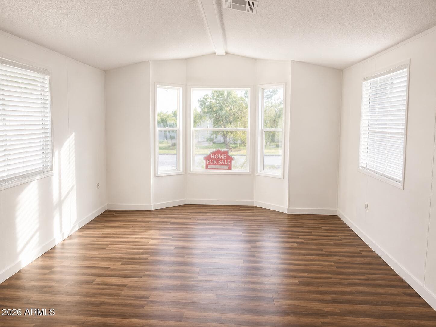 156 N Hawes Road 60, Mesa, AZ 85207 — photo 2 of 16