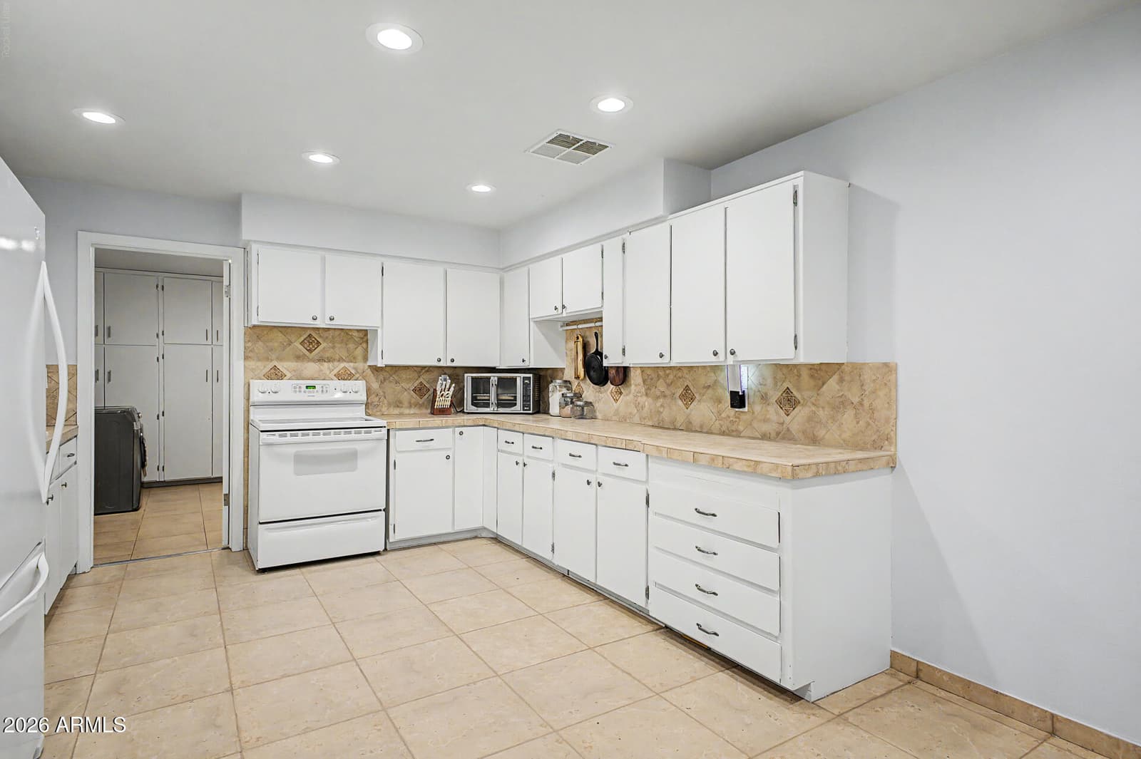 820 N Lesueur, Mesa, AZ 85203 — photo 15 of 41
