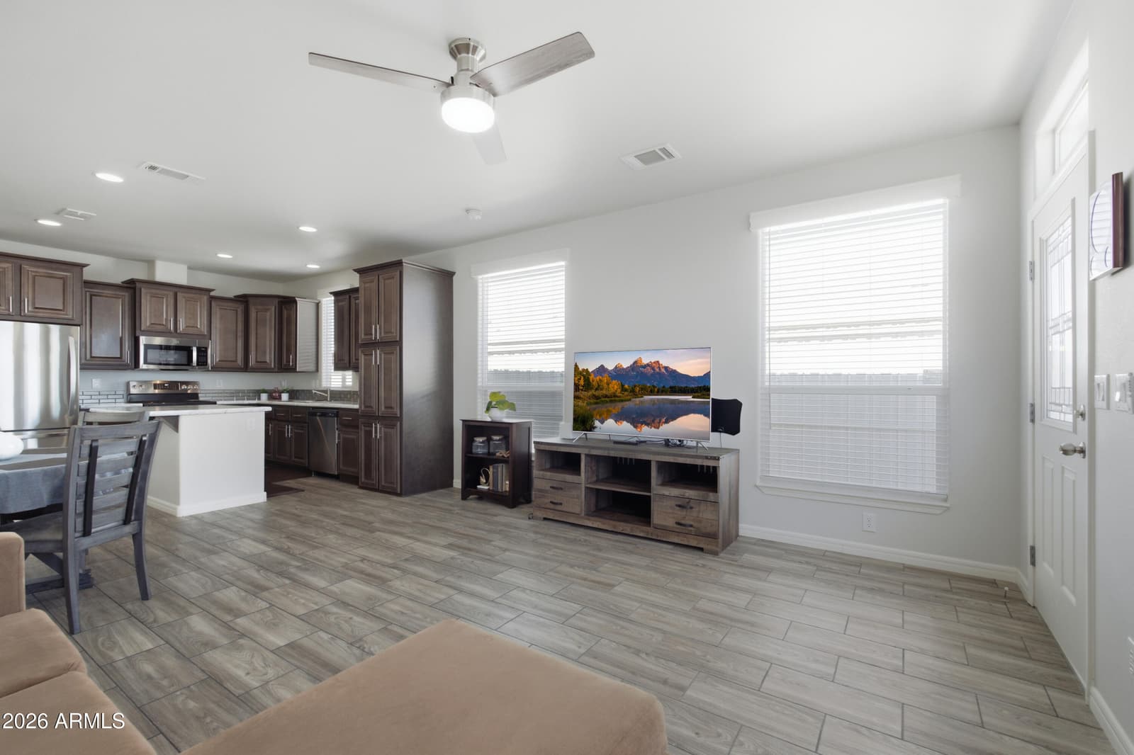 650 N Hawes Road 3313, Mesa, AZ 85207 — photo 6 of 48