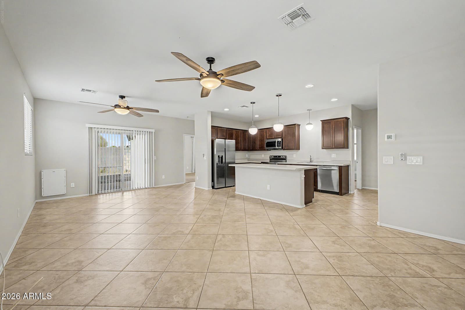 8873 N 71st Drive, Peoria, AZ 85345 — photo 9 of 37