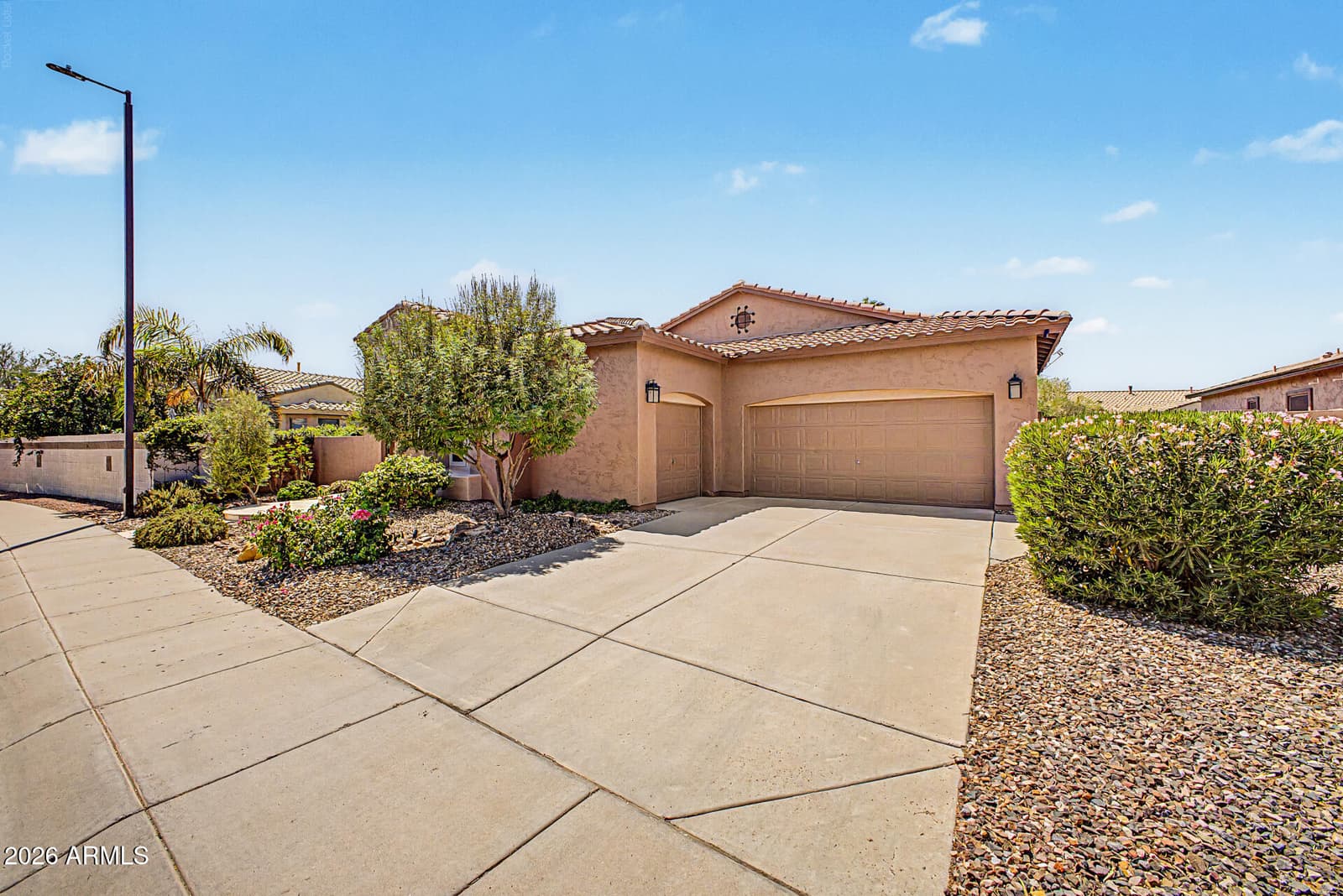5722 S Mesquite Grove Way, Chandler, AZ 85249 — photo 13 of 81