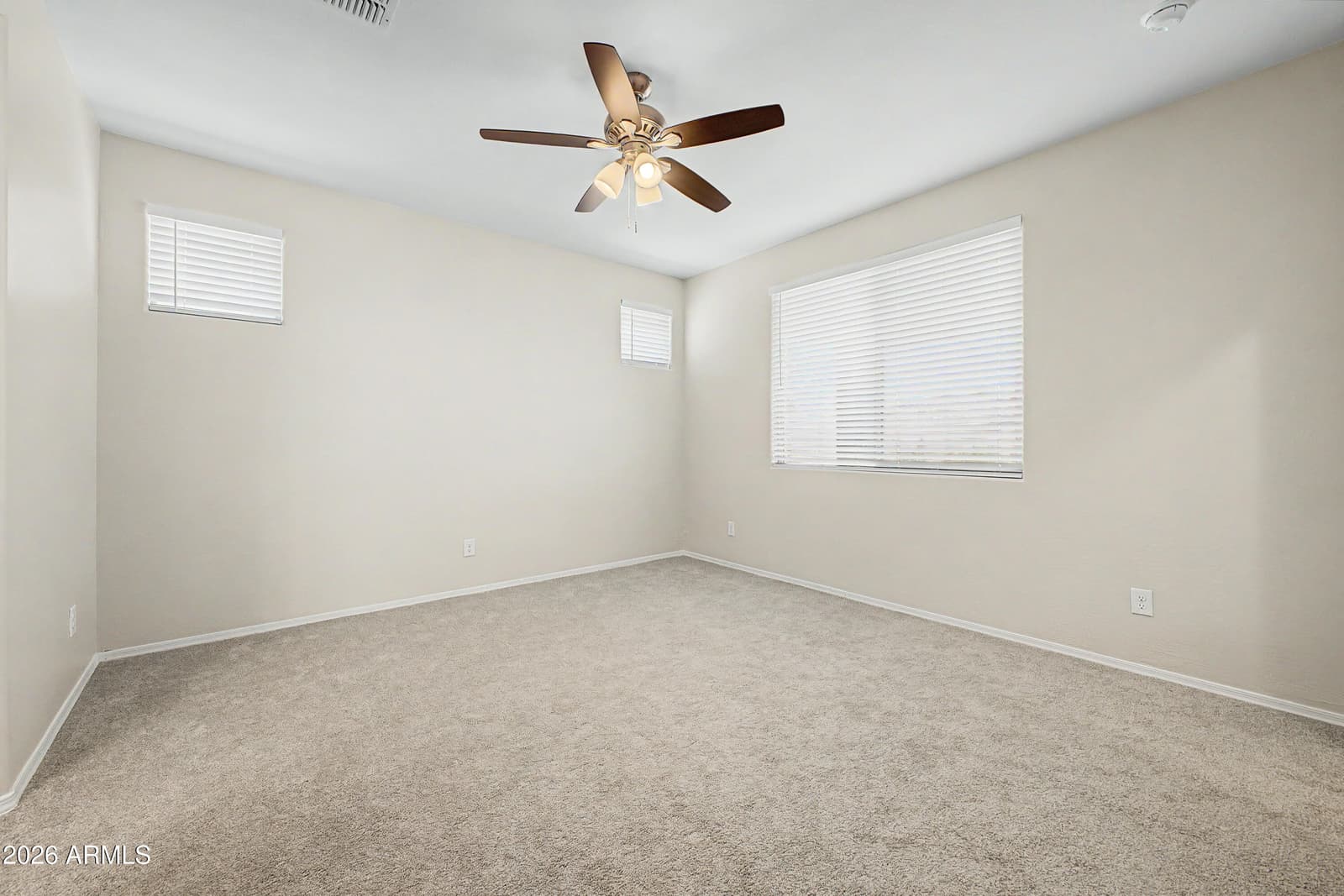 12423 N 174th Lane, Surprise, AZ 85388 — photo 11 of 24