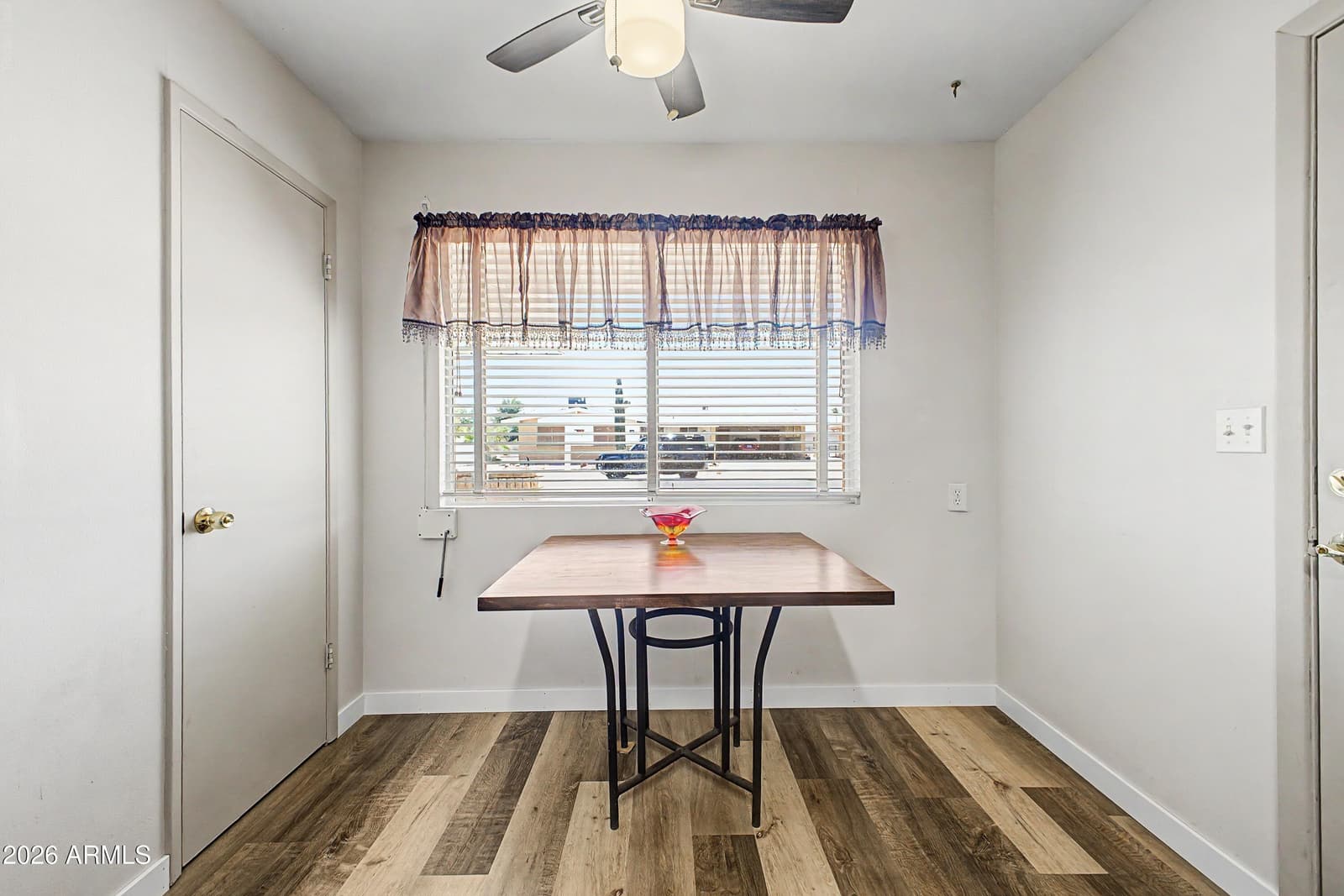 10350 W Caron Drive, Sun City, AZ 85351 — photo 4 of 18