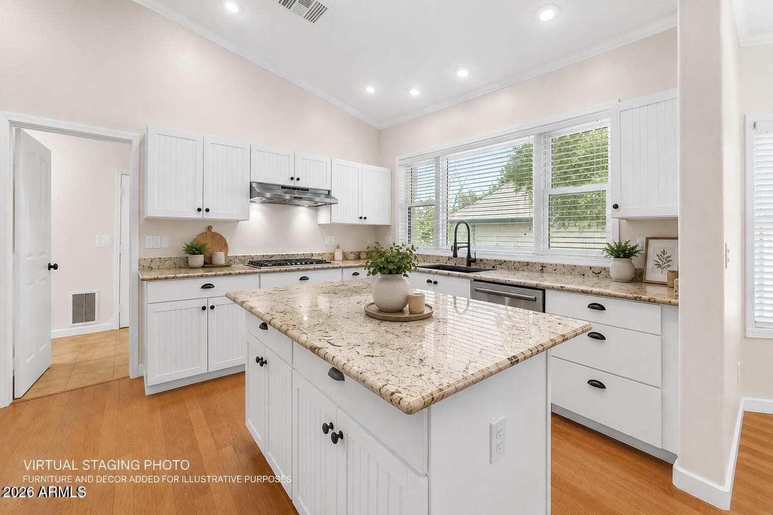2720 W Harvest Groves Lane, Phoenix, AZ 85041 — photo 12 of 58