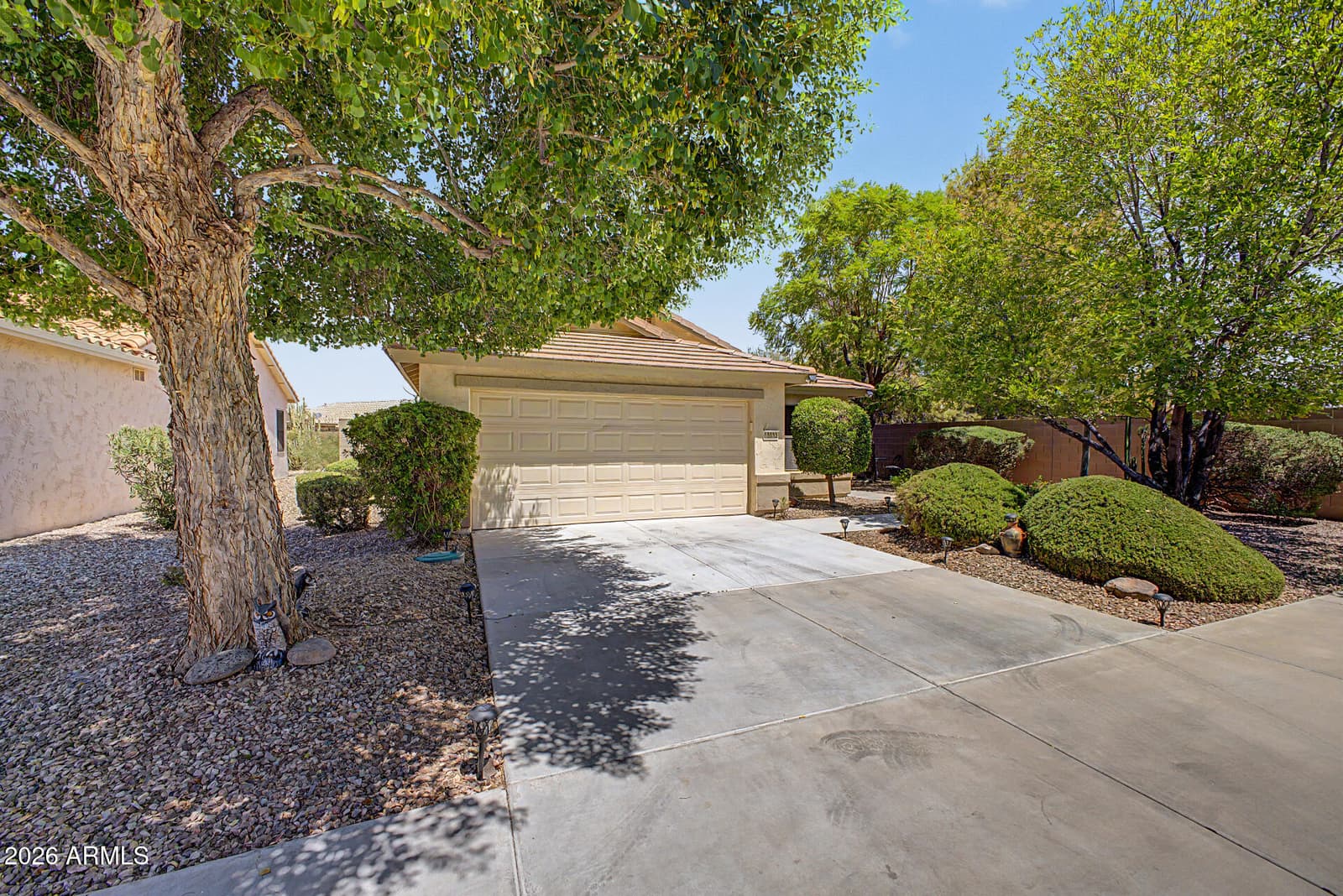 18032 W Spencer Drive, Surprise, AZ 85374 — photo 2 of 31