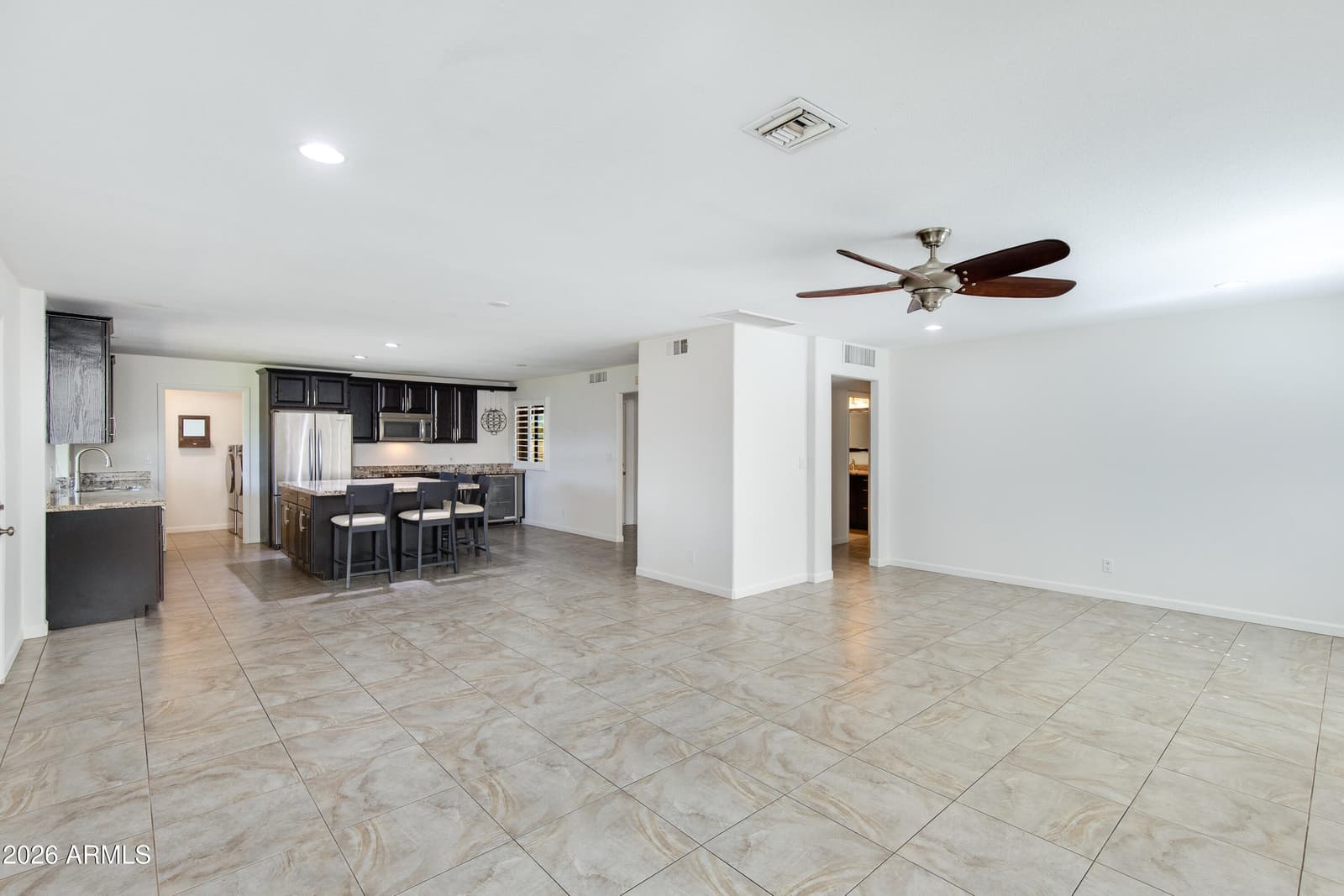 2801 E Mercer Lane, Phoenix, AZ 85028 — photo 12 of 45