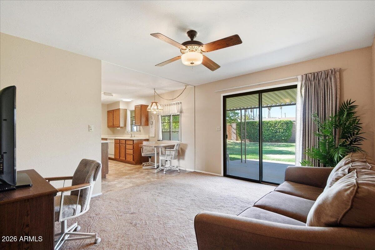 2527 N 69th Street, Scottsdale, AZ 85257 — photo 8 of 35