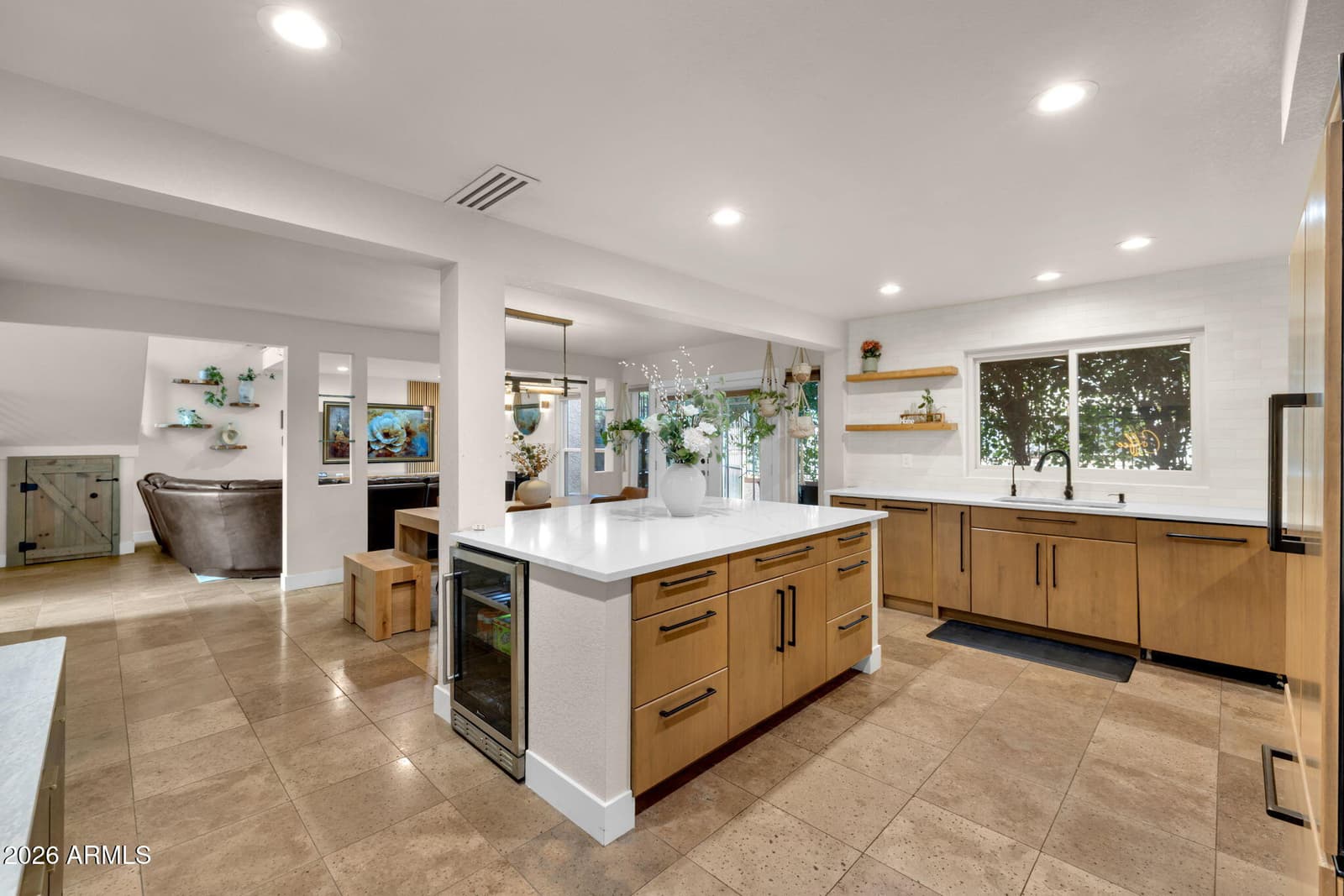 7609 N Lynn Oaks Drive, Scottsdale, AZ 85258 — photo 11 of 34