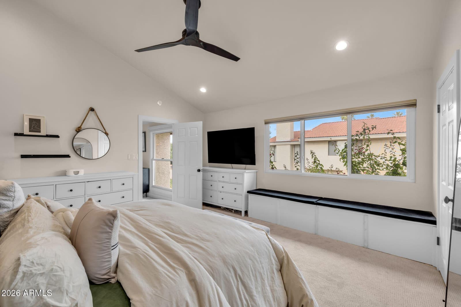 7609 N Lynn Oaks Drive, Scottsdale, AZ 85258 — photo 3 of 34