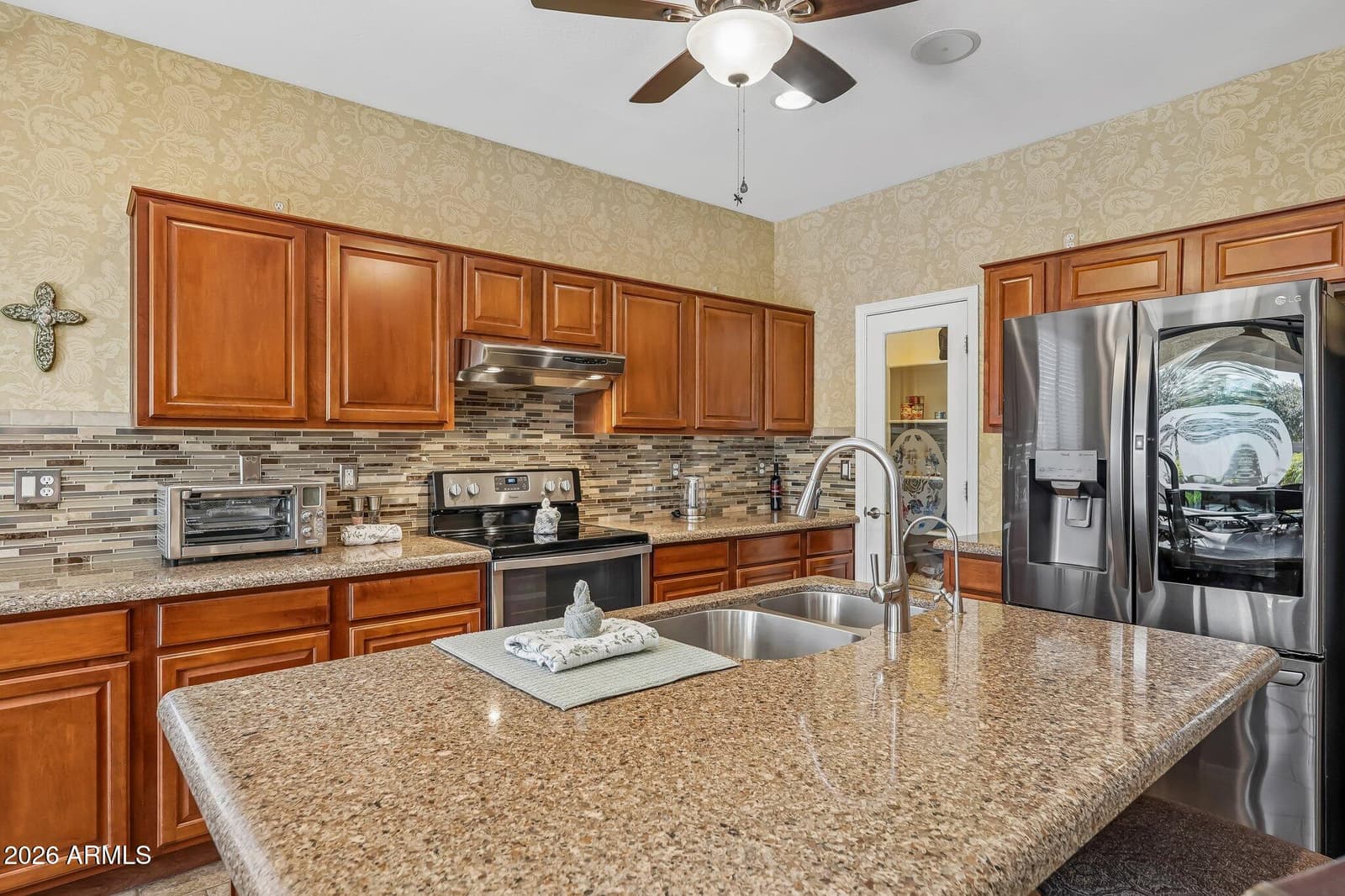 12665 N 140th Drive, Surprise, AZ 85379 — photo 10 of 54