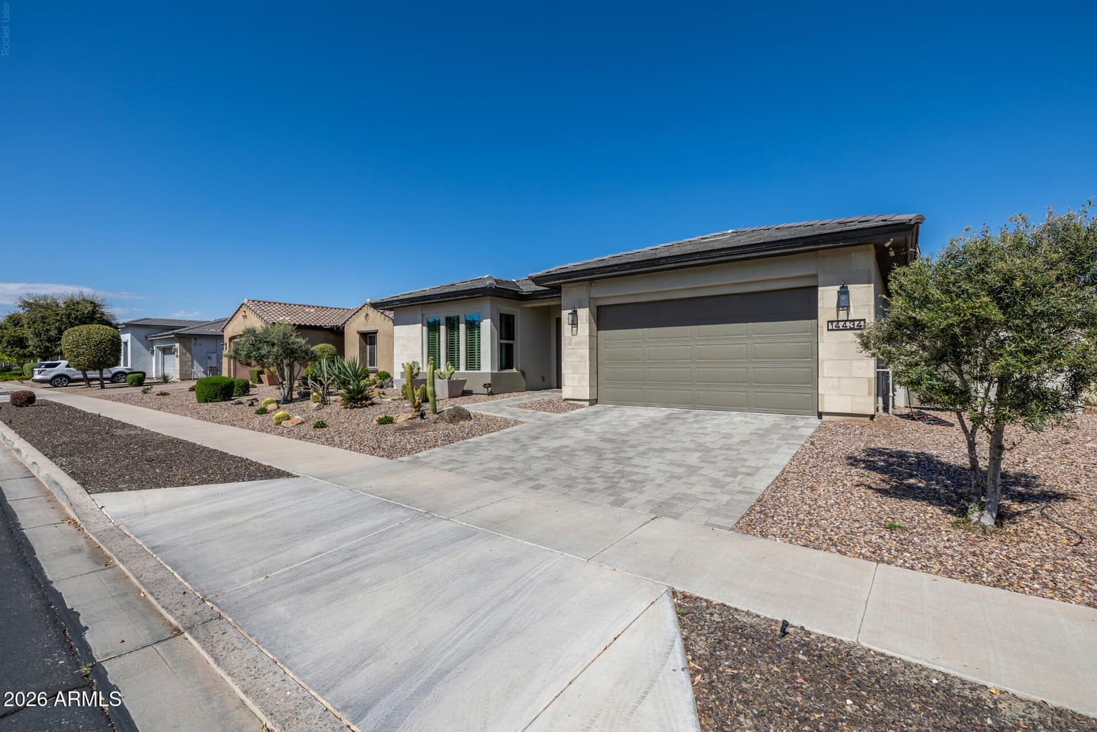 14434 W Larkspur Drive, Surprise, AZ 85379 — photo 4 of 67