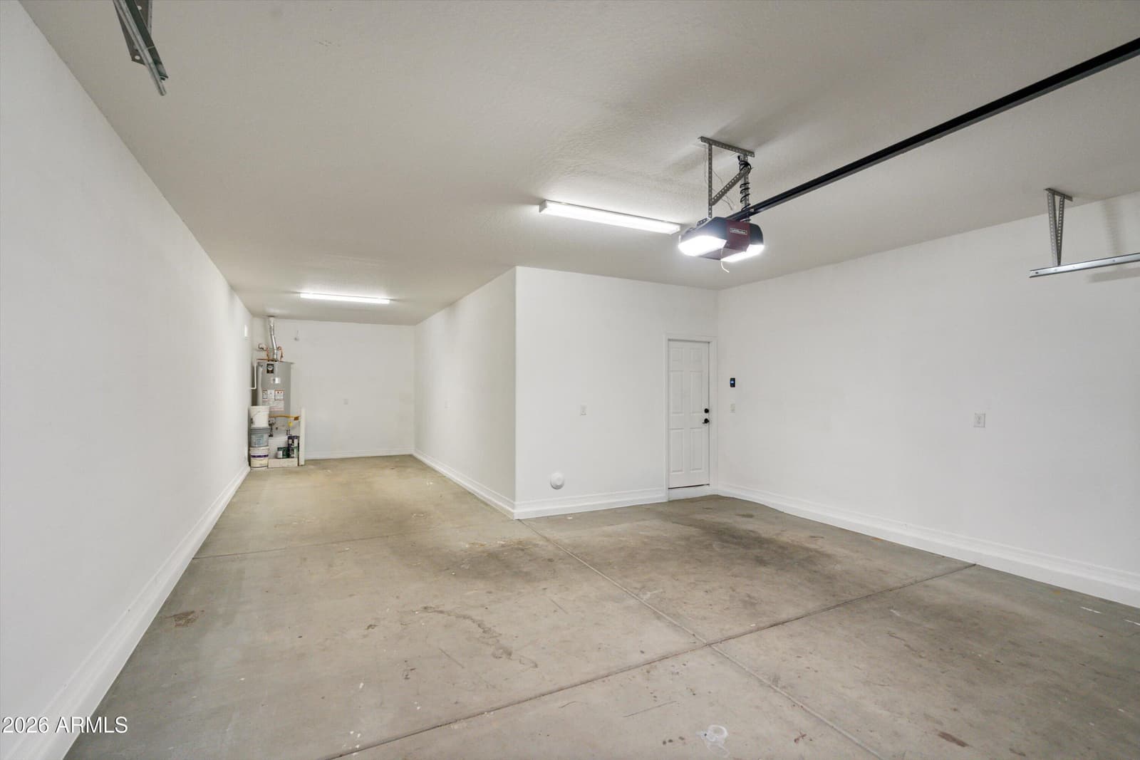7123 S 34th Lane, Phoenix, AZ 85041 — photo 10 of 64