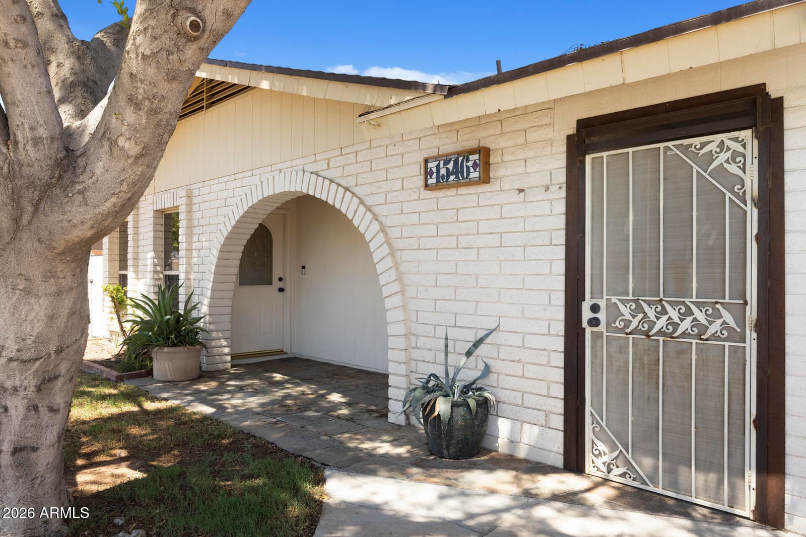 1546 E Flower Circle, Mesa, AZ 85204 — photo 6 of 57
