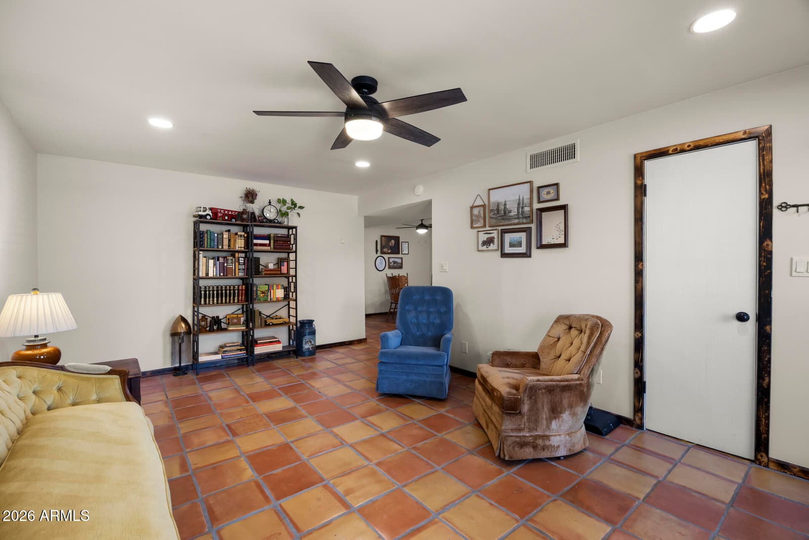 1546 E Flower Circle, Mesa, AZ 85204 — photo 10 of 57