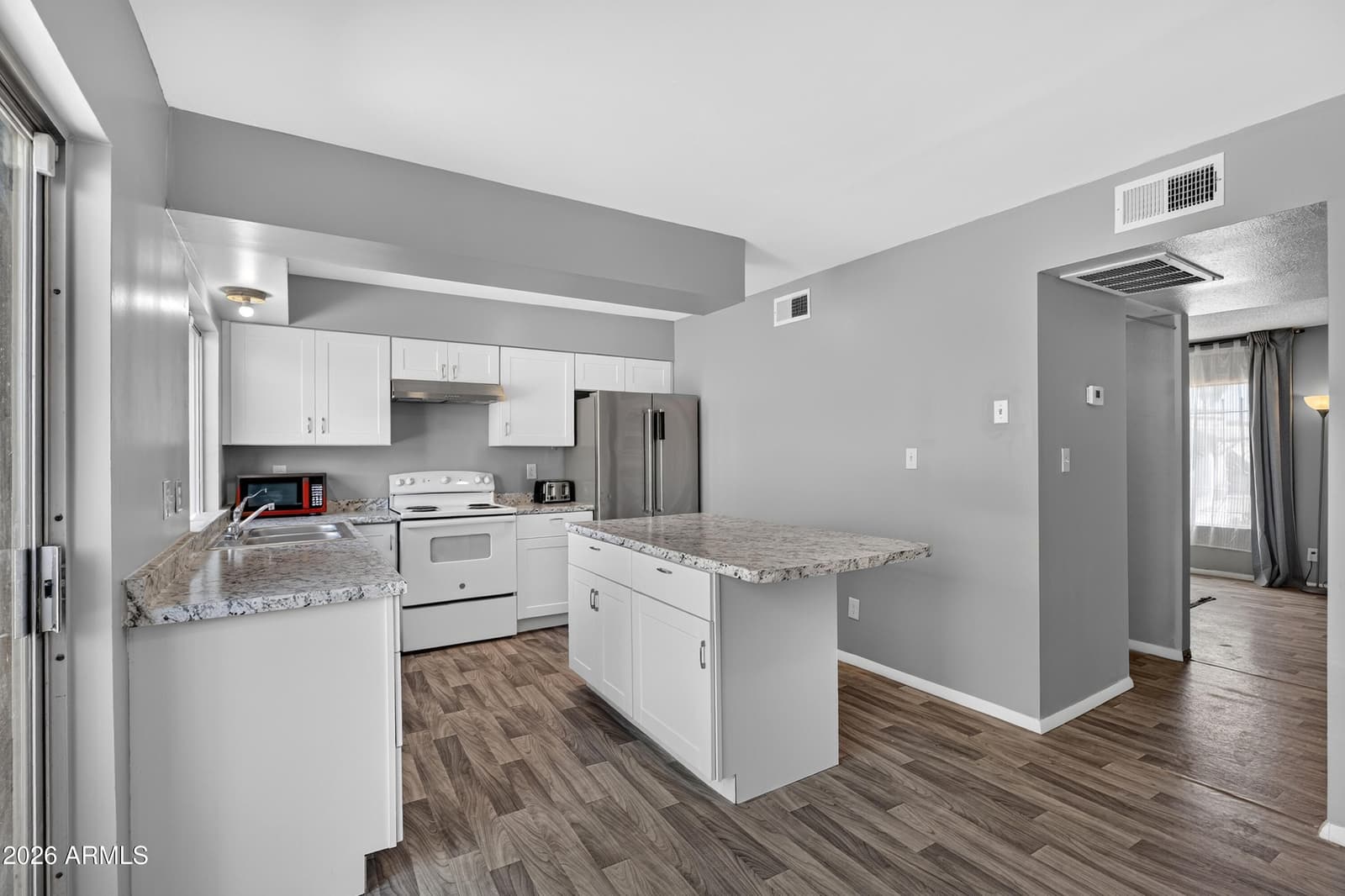 4625 W Thomas Road 34, Phoenix, AZ 85031 — photo 4 of 28