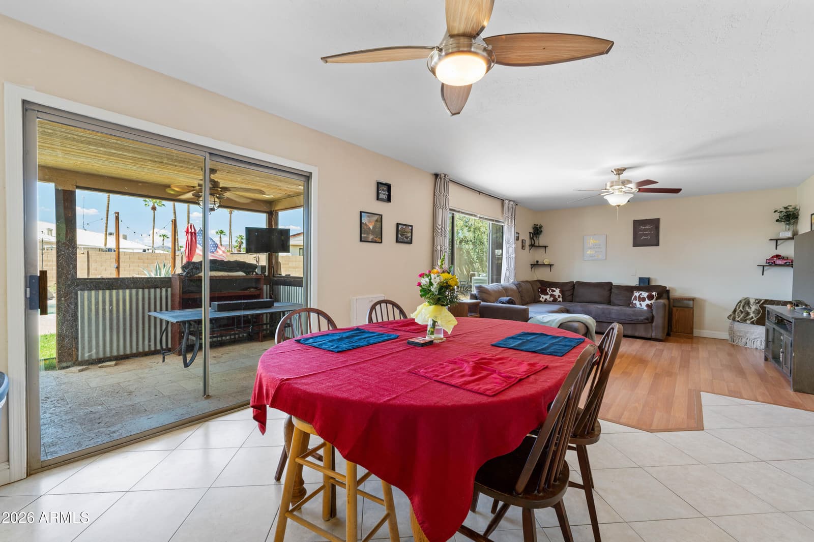 968 W 10th Avenue, Apache Junction, AZ 85120 — photo 9 of 40