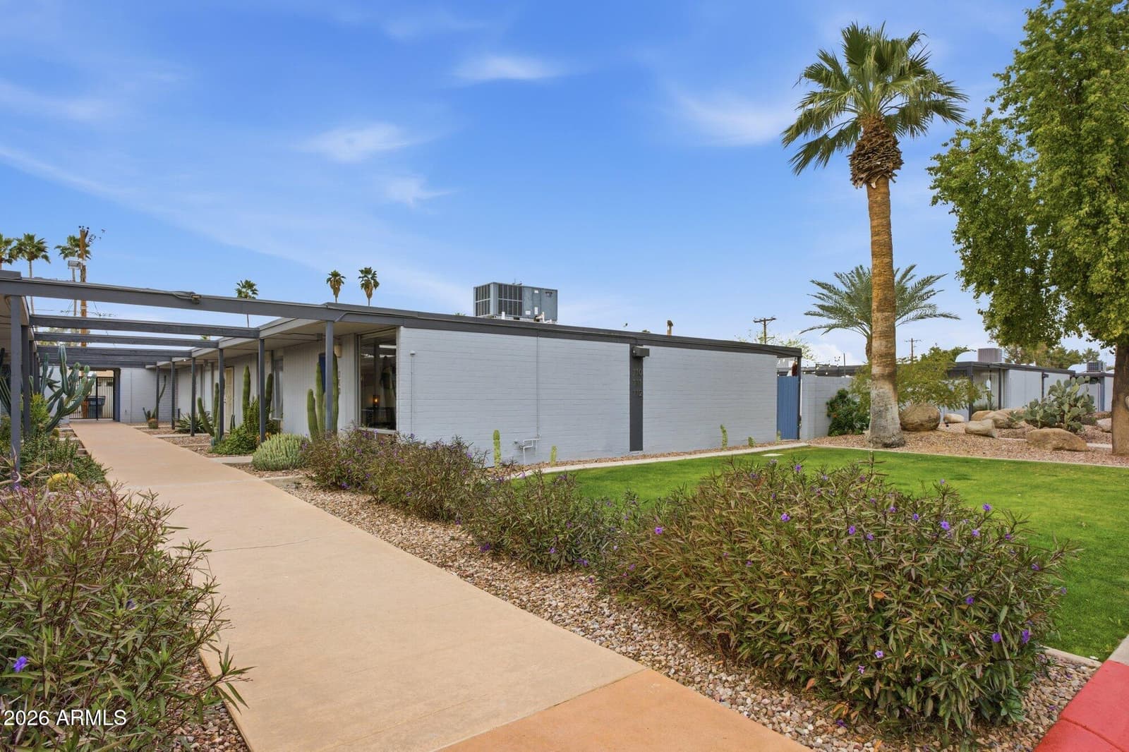 4646 N 11th Avenue 115, Phoenix, AZ 85013 — photo 3 of 30