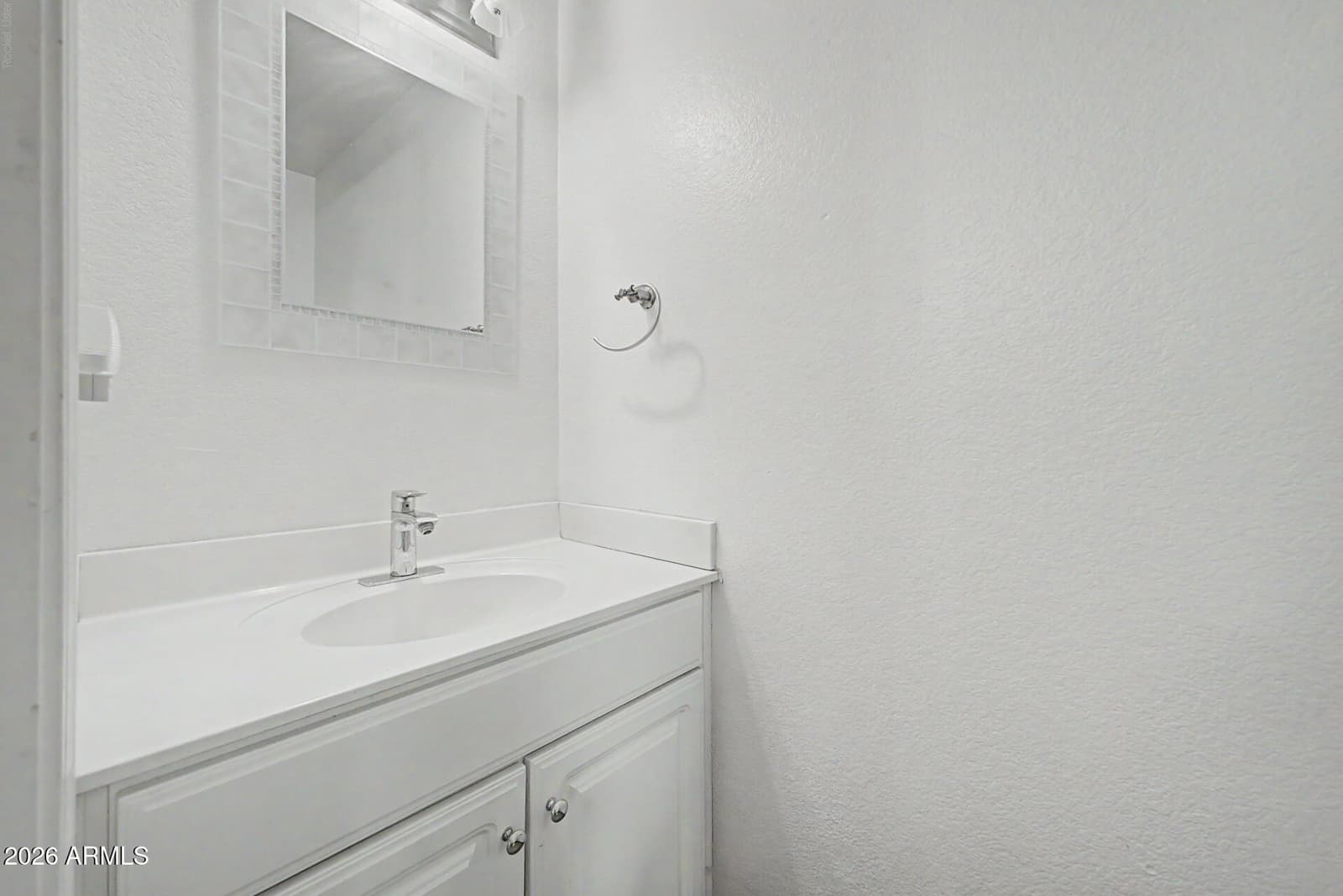 2211 E Williams Drive E, Phoenix, AZ 85024 — photo 15 of 47