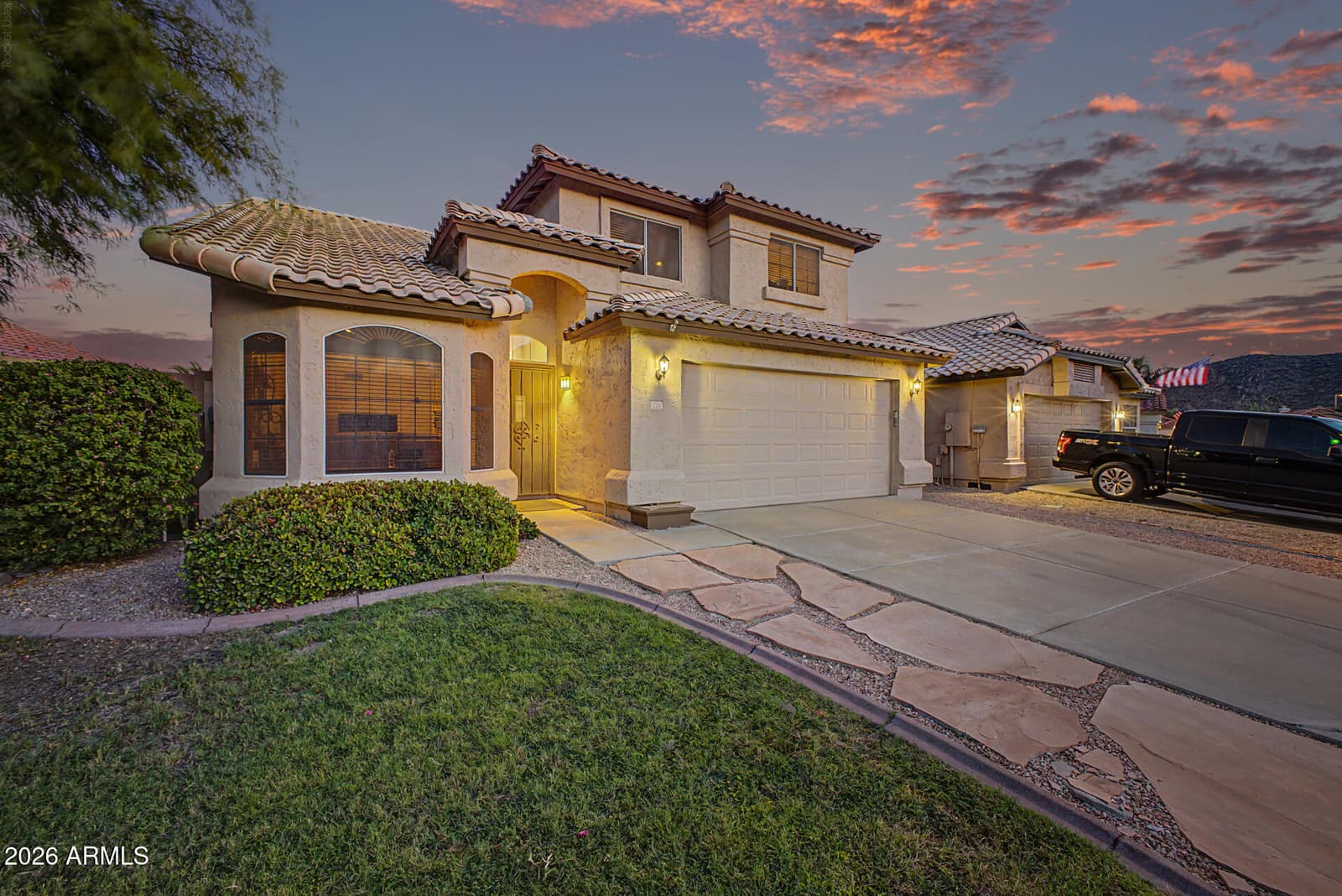2211 E Williams Drive E, Phoenix, AZ 85024 — photo 4 of 47
