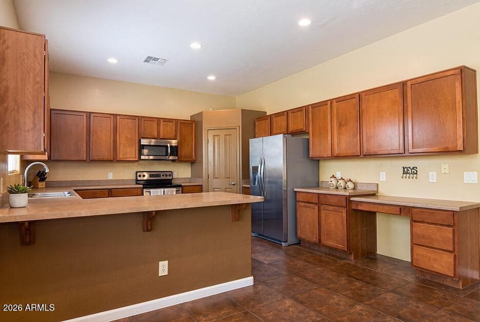1035 Horner Drive, Sierra Vista, AZ 85635 — photo 3 of 31