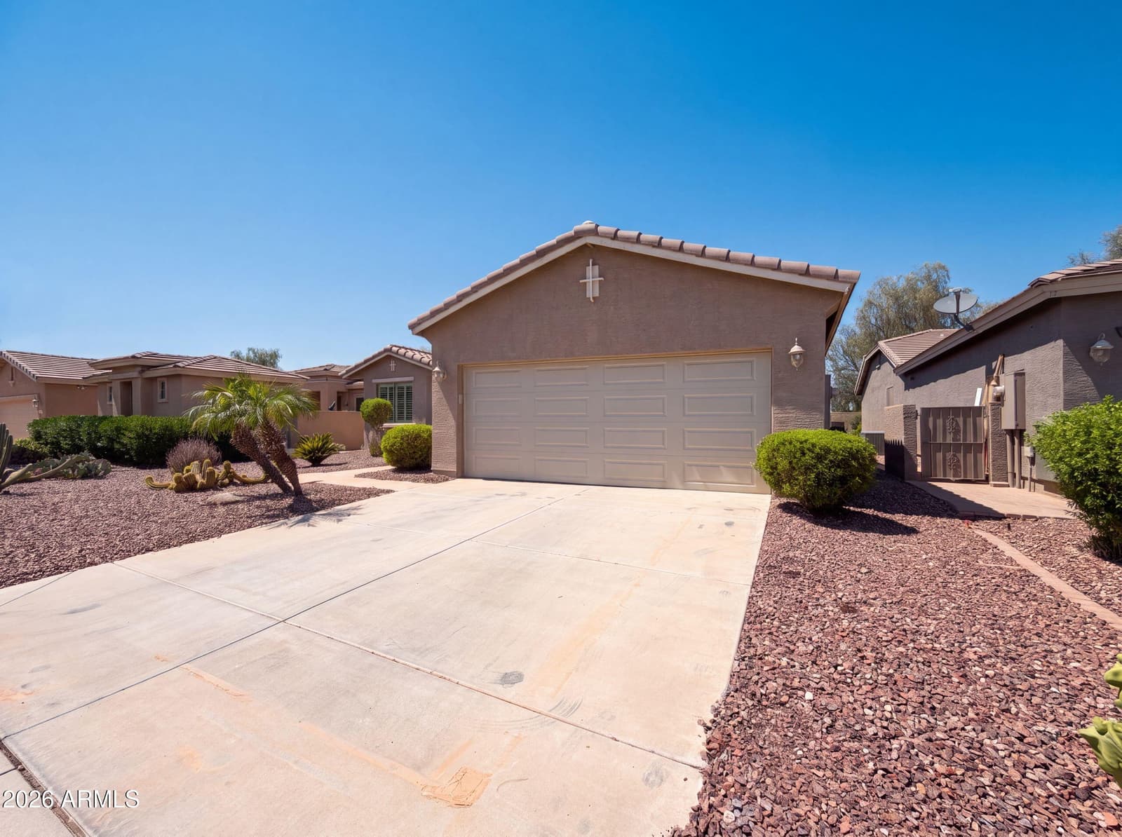 42504 W Abbey Road, Maricopa, AZ 85138 — photo 1 of 22