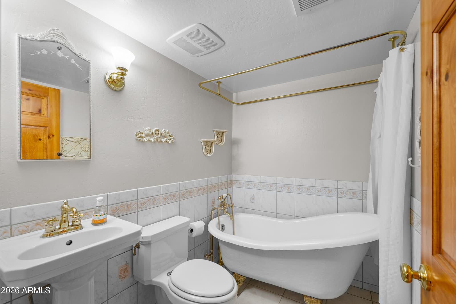 994 Osage, Flagstaff, AZ 86005 — photo 15 of 35