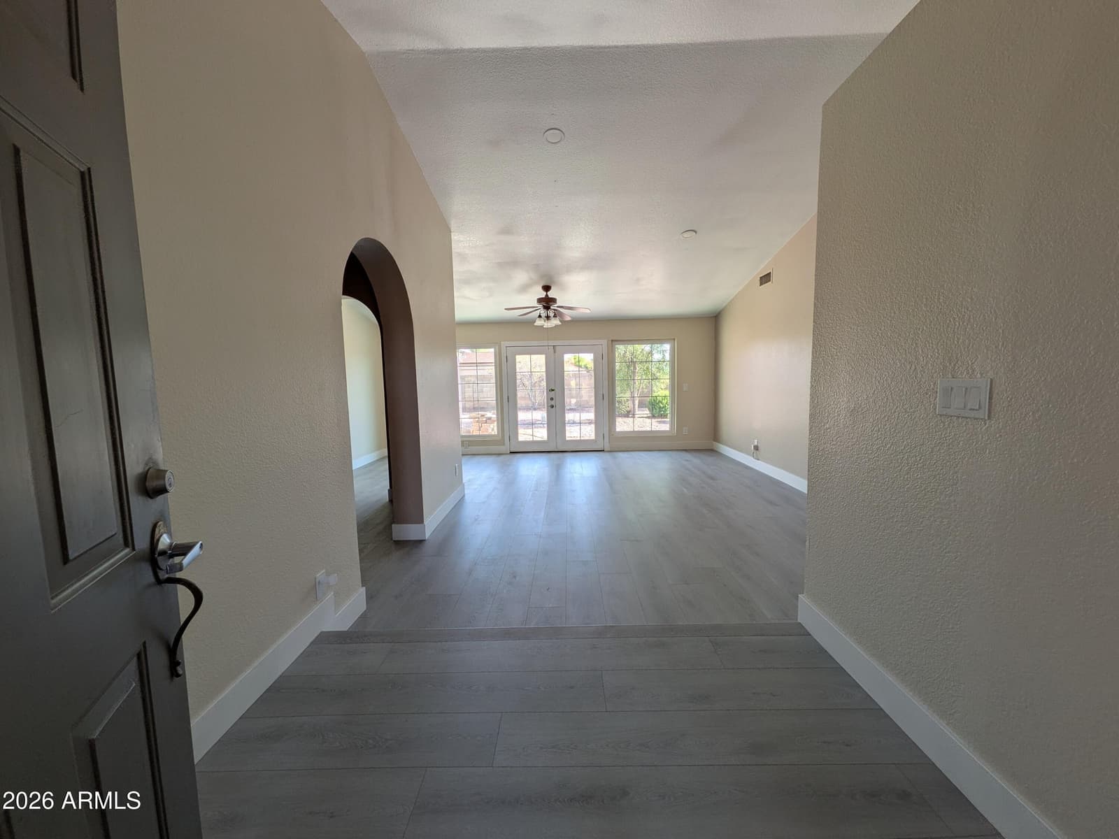 7279 W Wethersfield Road, Peoria, AZ 85381 — photo 4 of 23