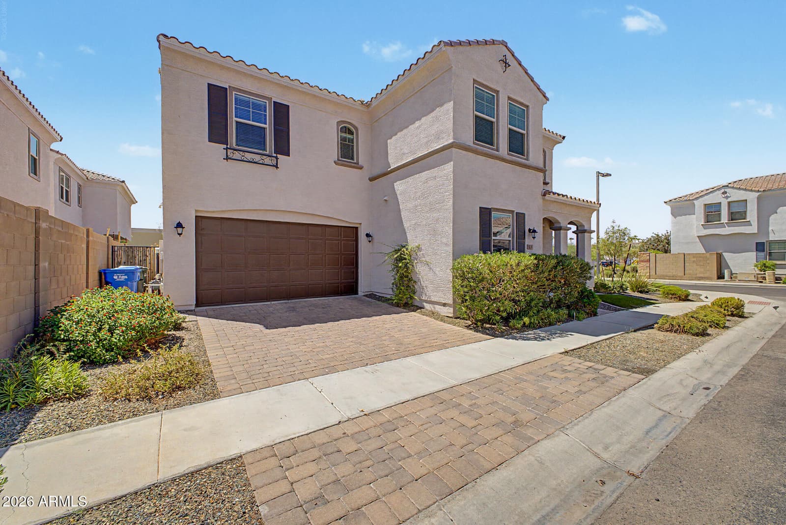 939 E Danbury Drive, Phoenix, AZ 85022 — photo 3 of 38
