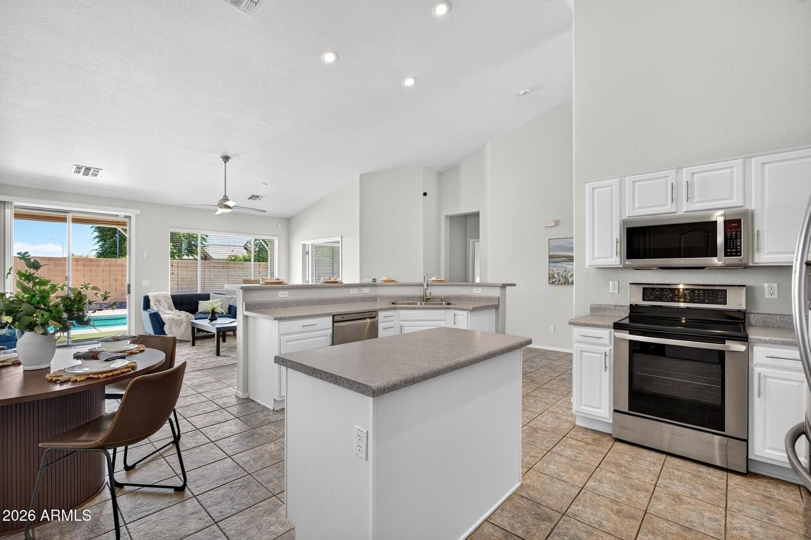 13105 N 129th Drive, El Mirage, AZ 85335 — photo 10 of 68