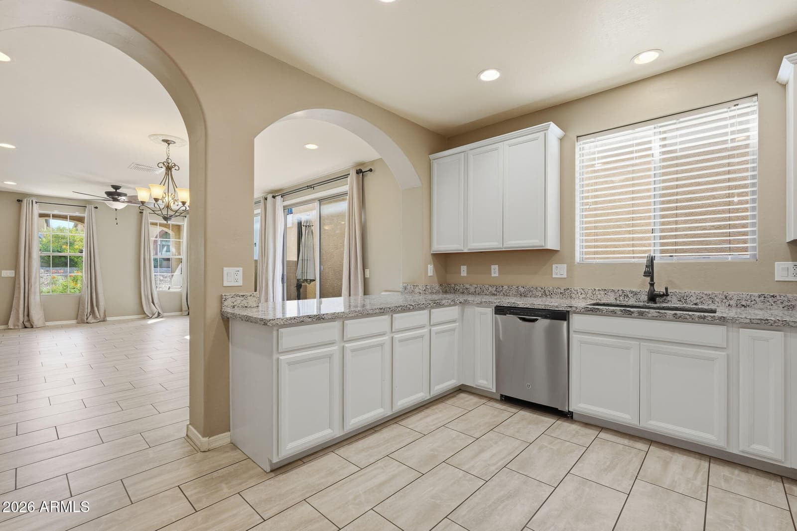 2945 N Sonoran Hills, Mesa, AZ 85207 — photo 13 of 32