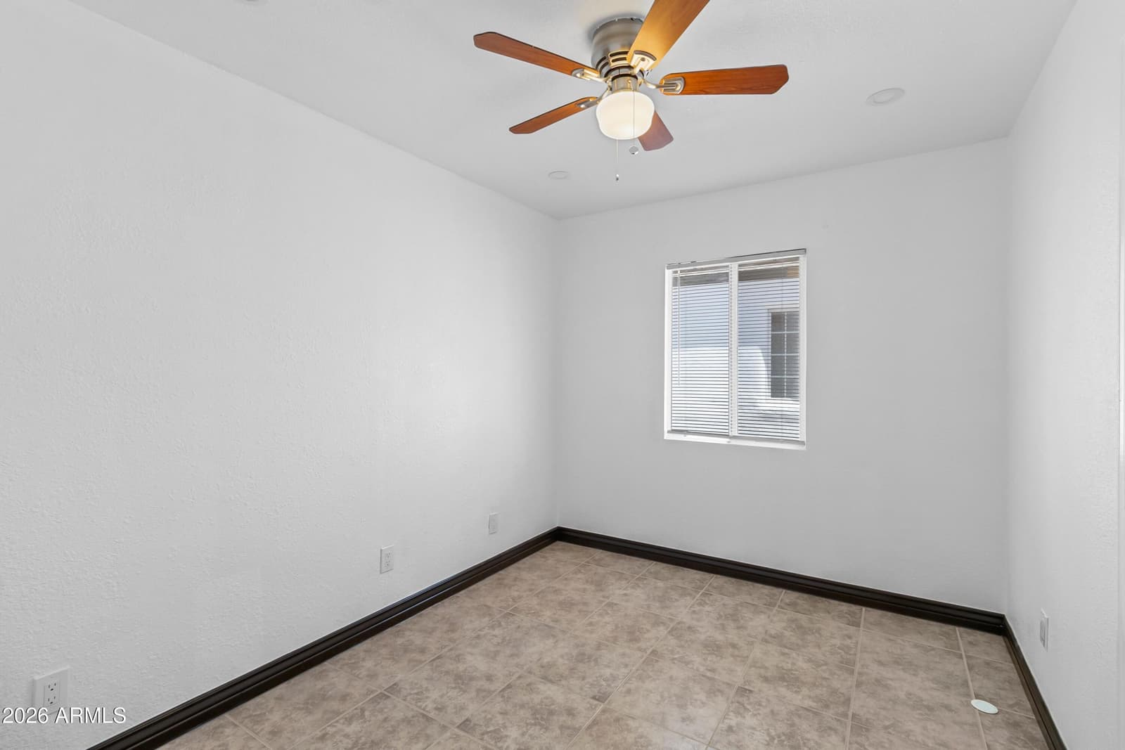 4301 N 15th Drive, Phoenix, AZ 85015 — photo 12 of 26
