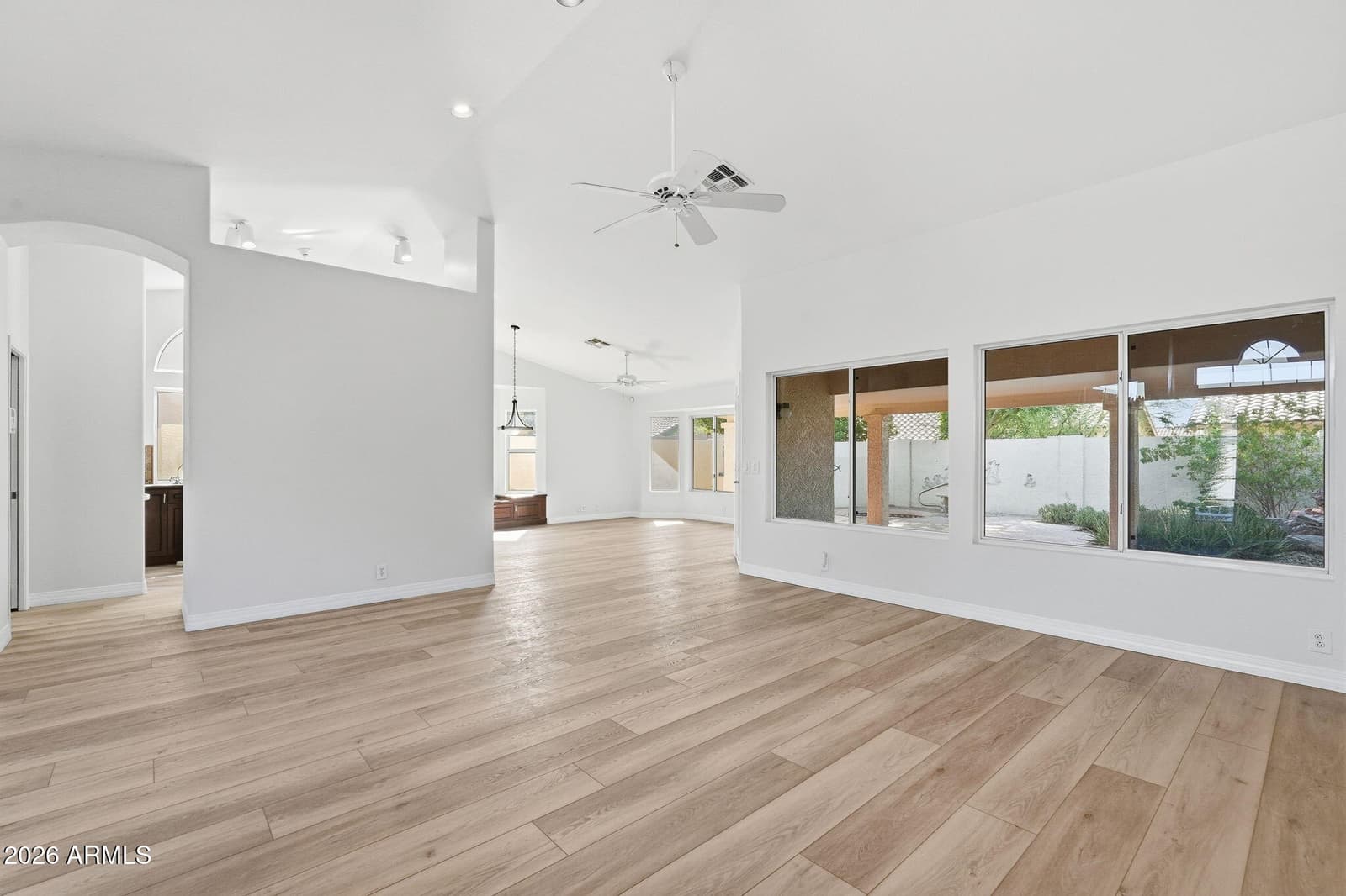 8461 W Rosemonte Drive, Peoria, AZ 85382 — photo 5 of 45