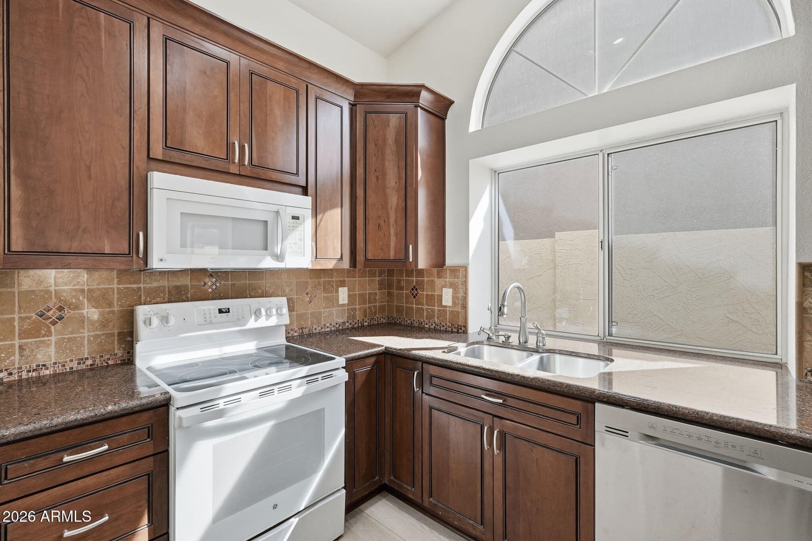 8461 W Rosemonte Drive, Peoria, AZ 85382 — photo 13 of 45