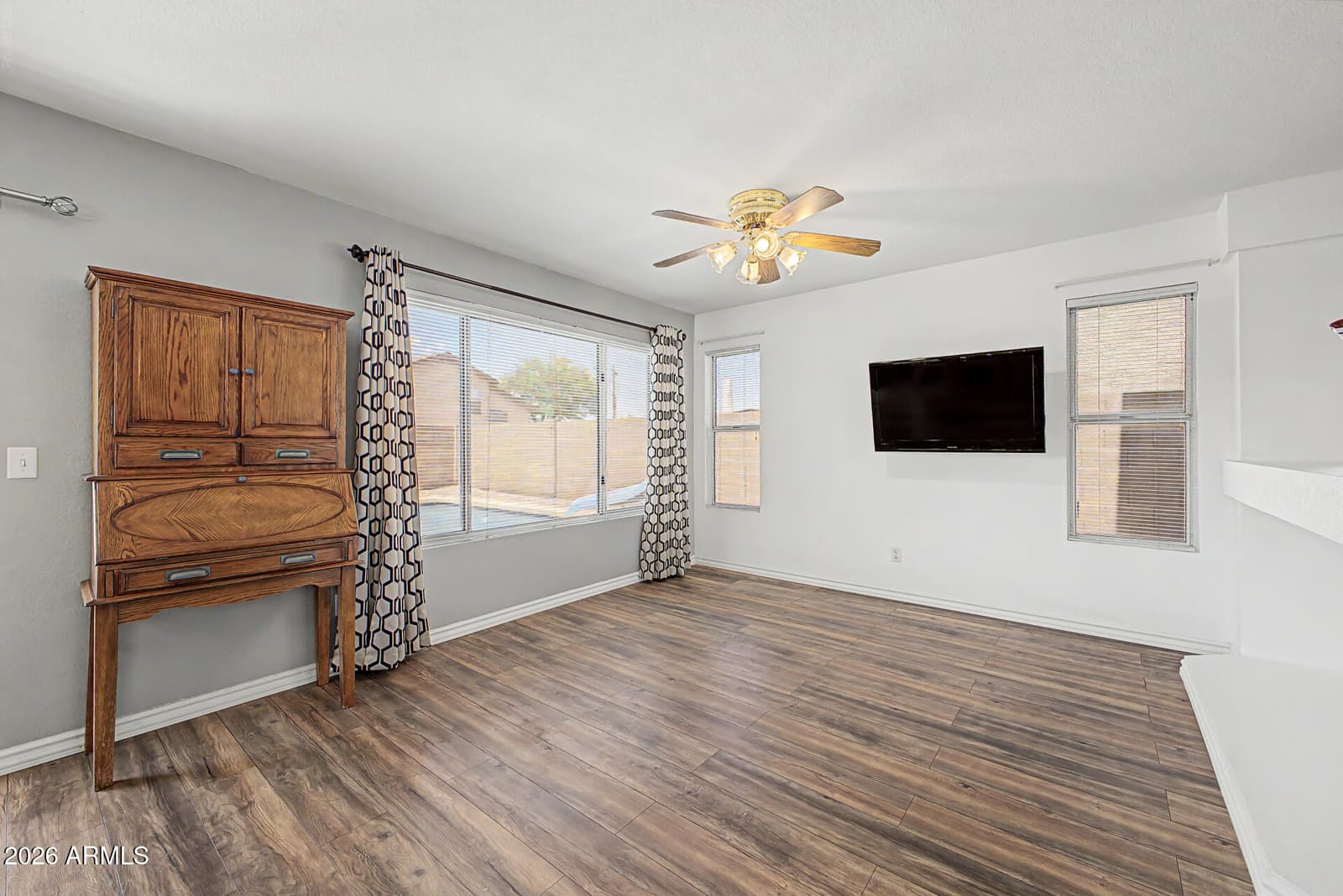 20838 N 2nd Avenue, Phoenix, AZ 85027 — photo 7 of 32