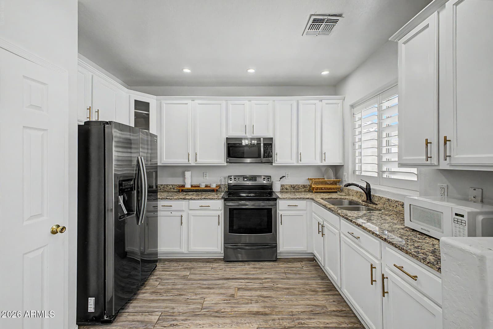 8724 W Hammond Lane, Tolleson, AZ 85353 — photo 8 of 31