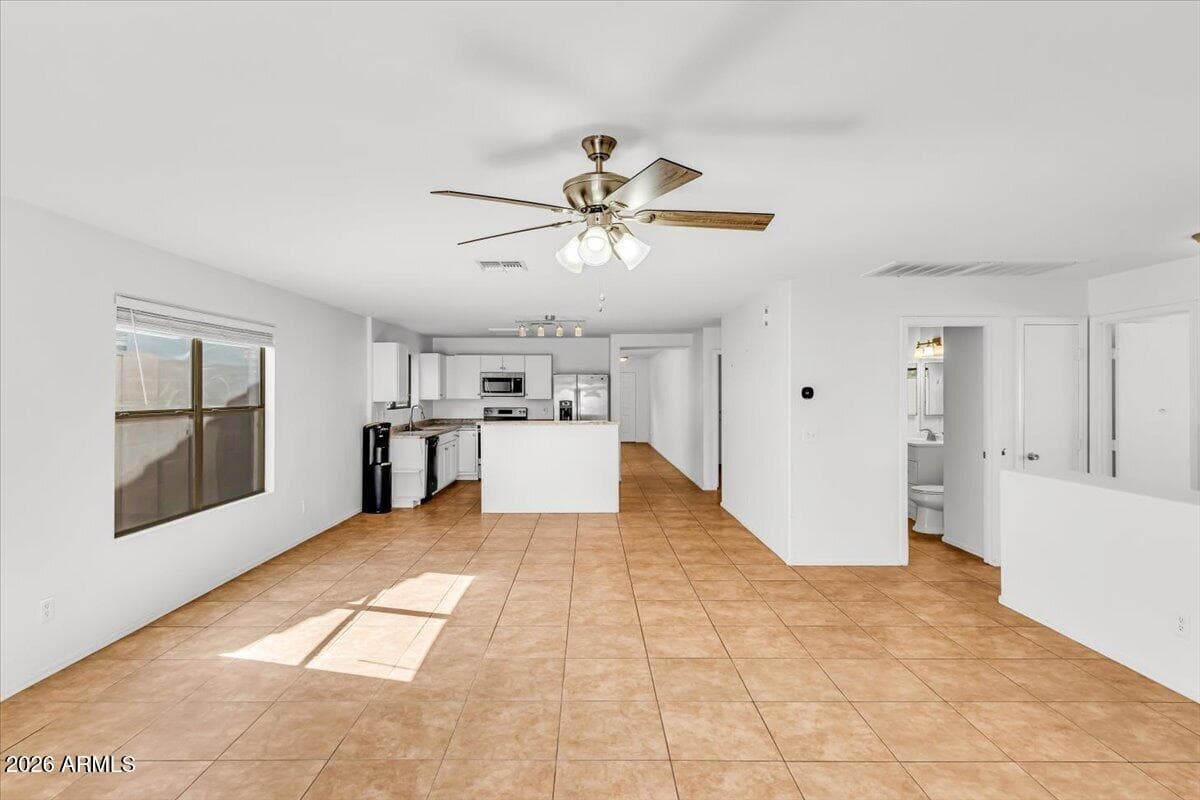 218 E Milada Drive, Phoenix, AZ 85042 — photo 15 of 34