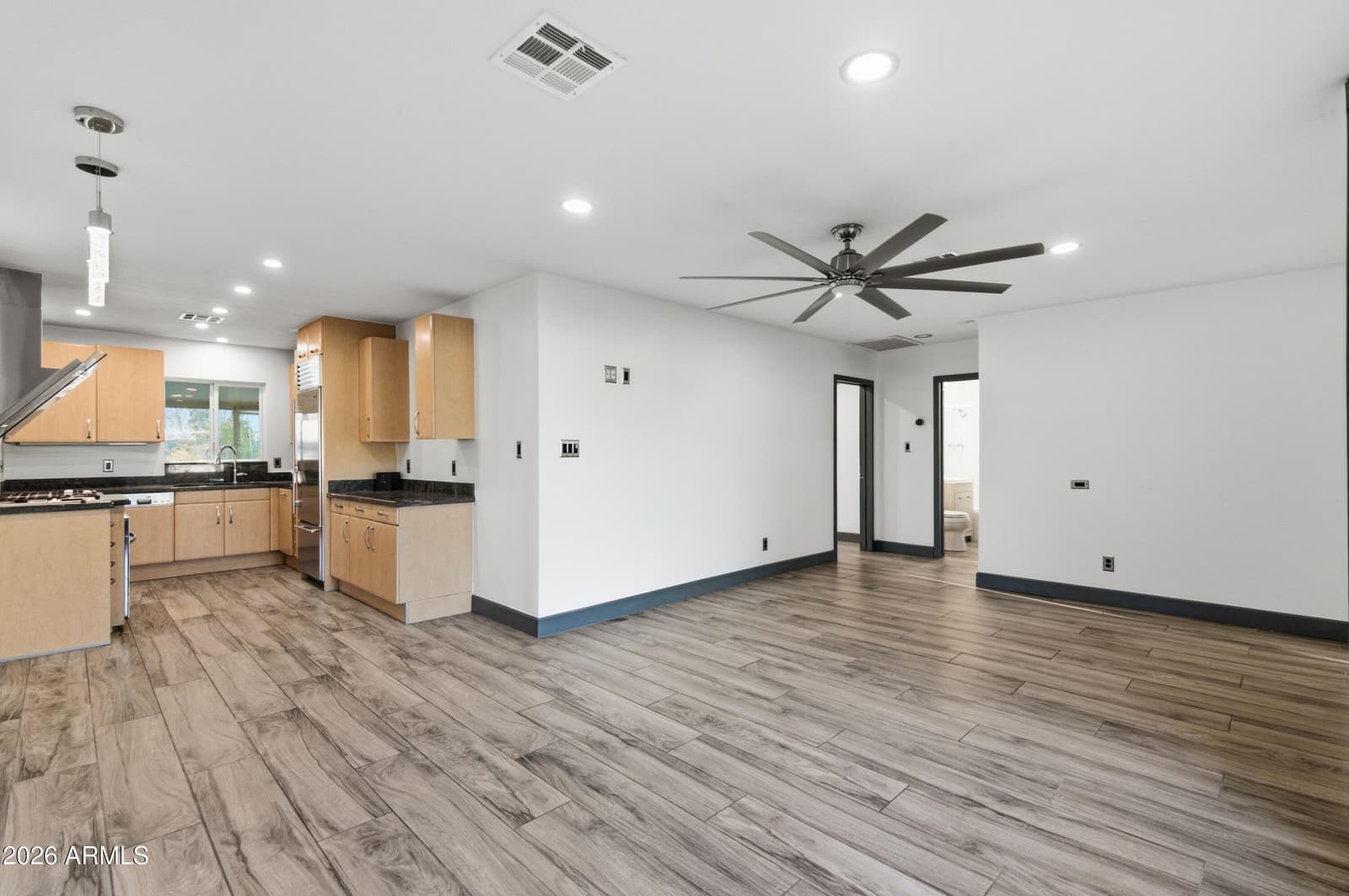 3402 N 26th Place, Phoenix, AZ 85016 — photo 9 of 56