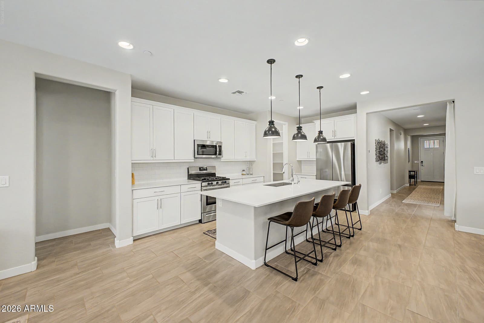 9852 E Texas Avenue, Mesa, AZ 85212 — photo 5 of 52