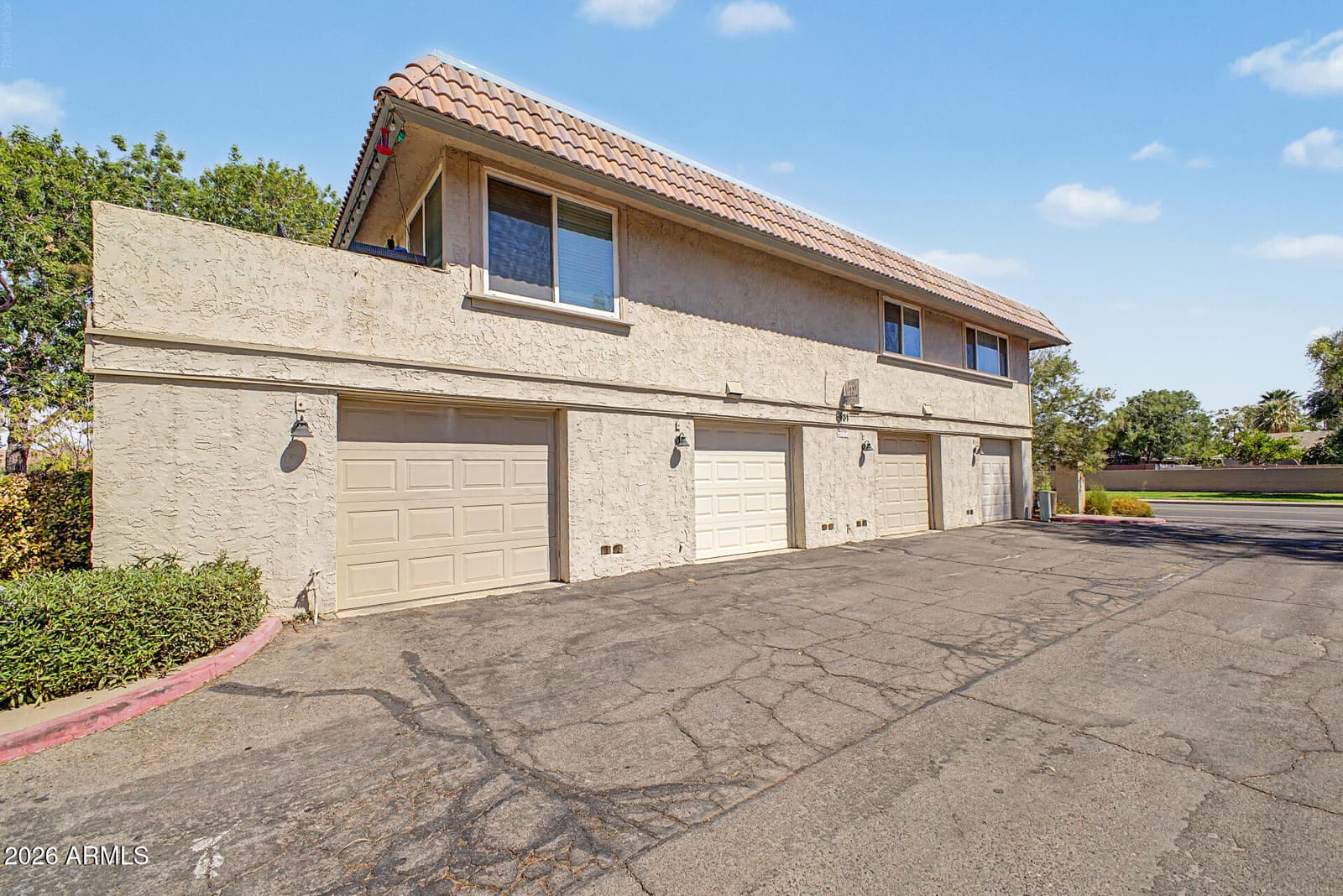 5631 S Bounty Court B, Tempe, AZ 85283 — photo 3 of 30