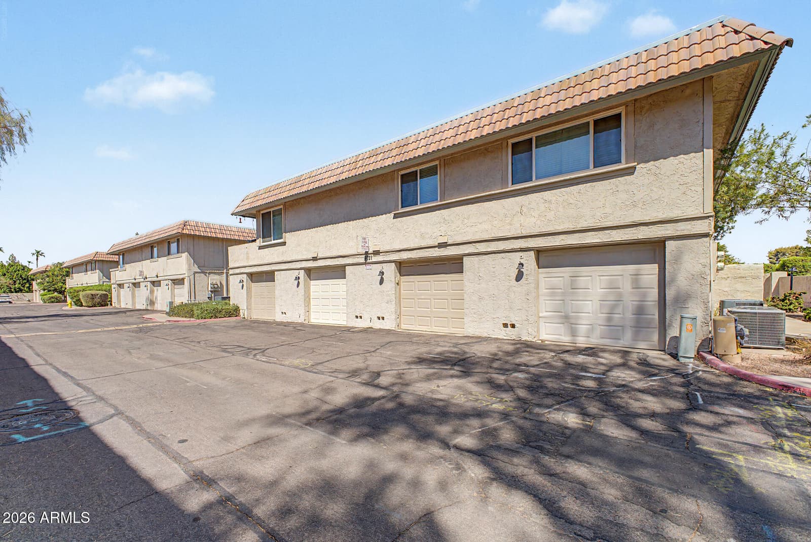 5631 S Bounty Court B, Tempe, AZ 85283 — photo 4 of 30