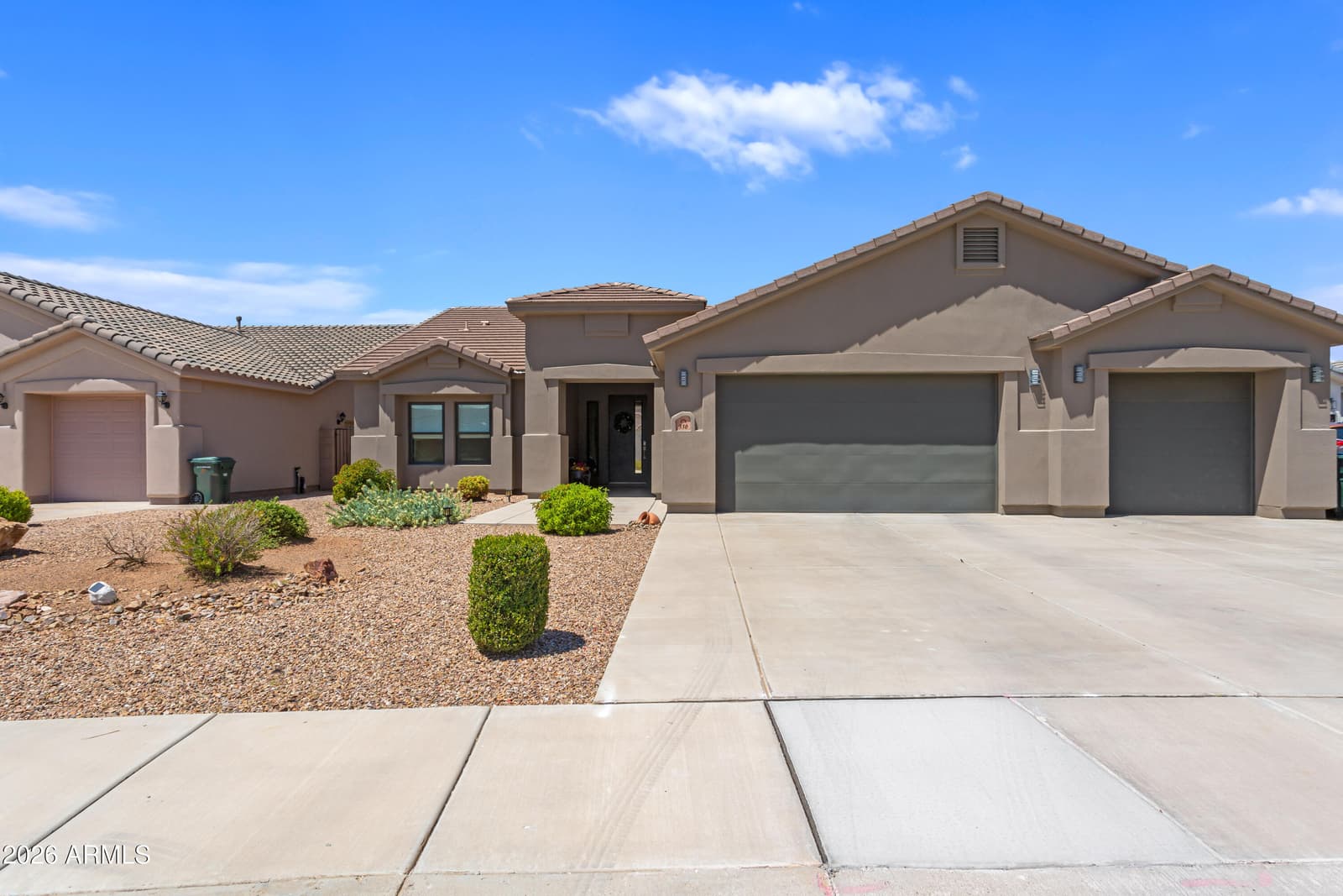 330 Mesa Trail Drive, Sierra Vista, AZ 85635 — photo 2 of 33